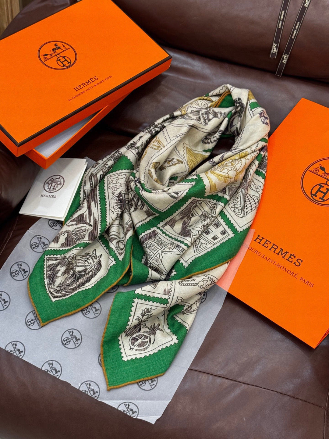 HM 25s Velvet Square Scarf 140cm Light Beige Green Cashmere Silk 970937