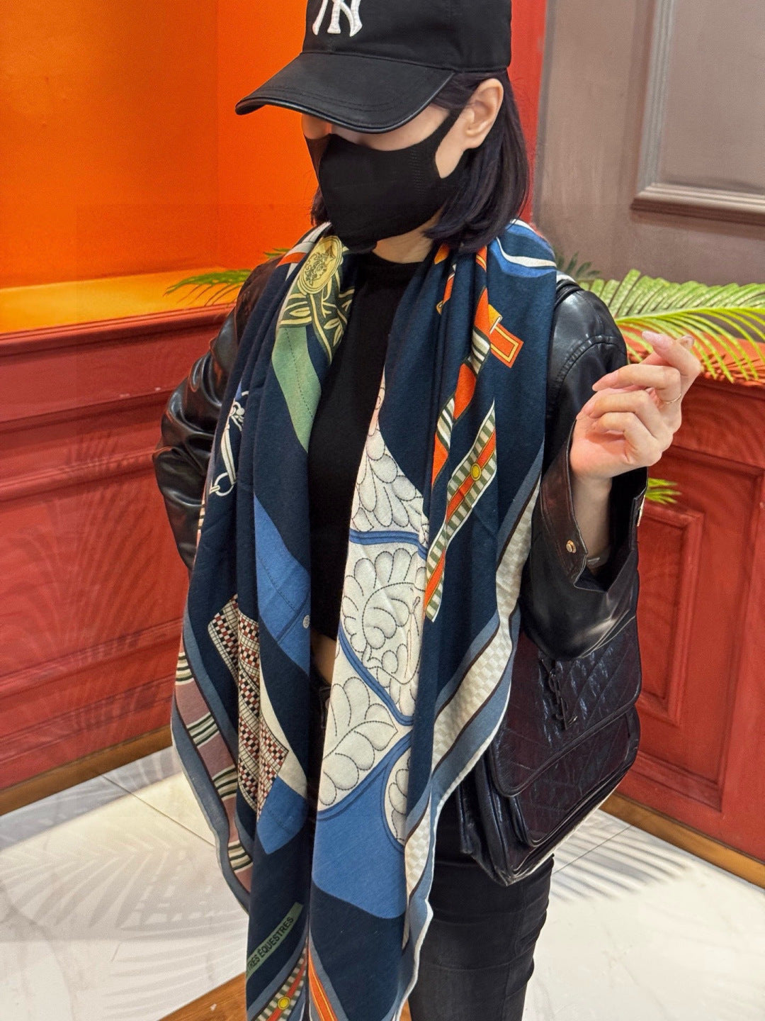 HM 25s Equestrianism Scarf 140cm Navy Blue Cashmere Silk 970961