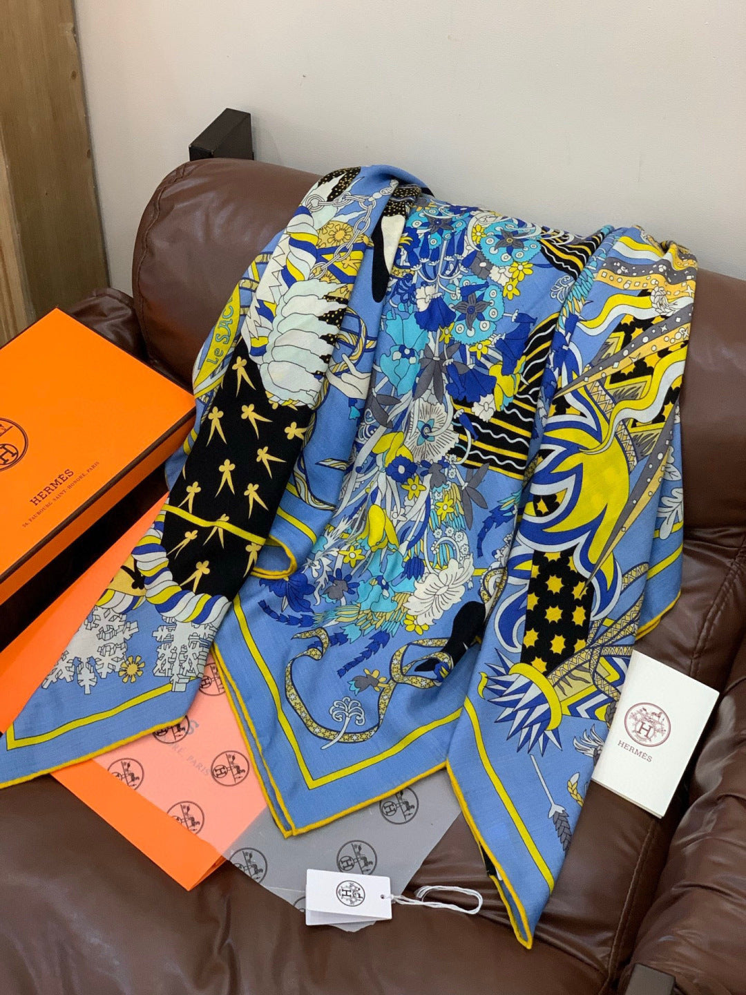 HM 25s The King Scarf 140cm Black Blue Cashmere 973053