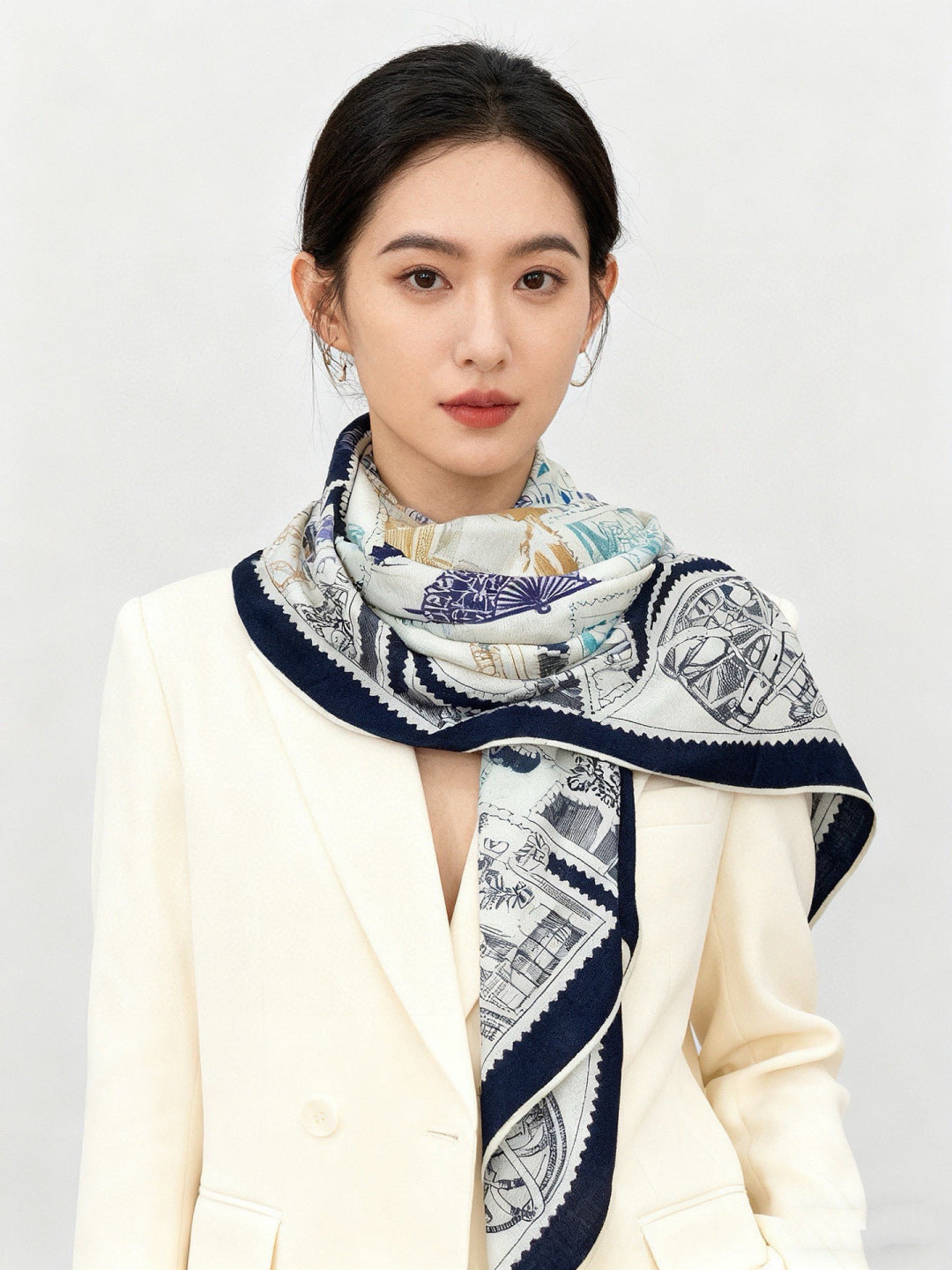 HM 25s Scarf 140cm Black Light Blue Cashmere 973061