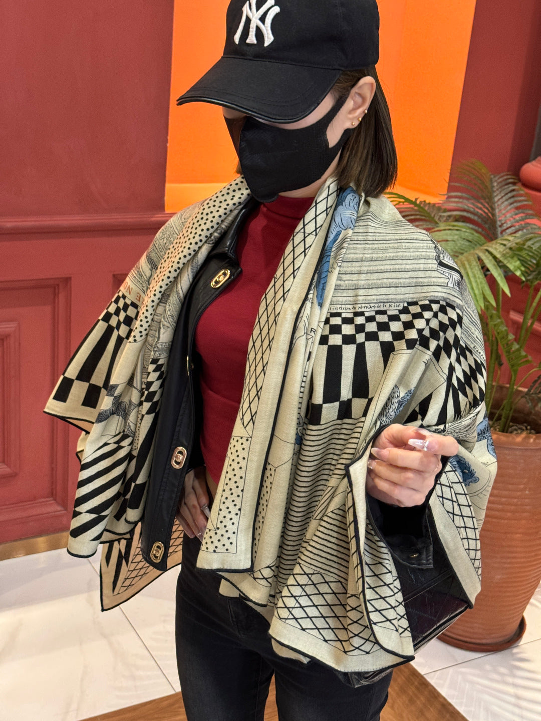 HM 25s Reversible Scarf 140cm Beige Black Cashmere 976278