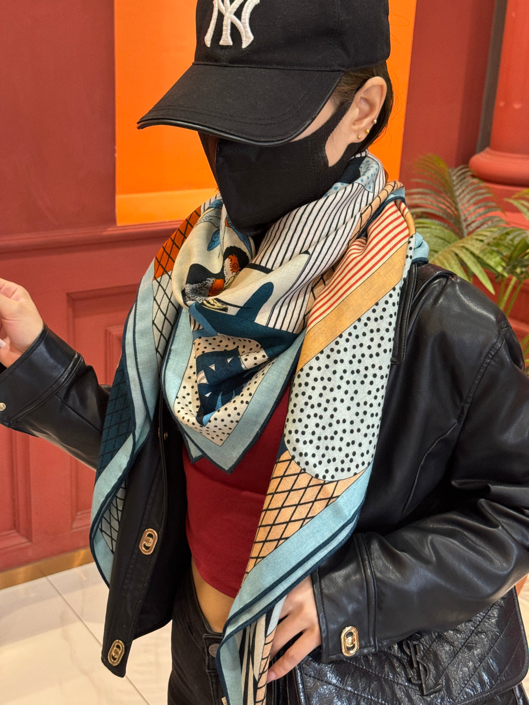 HM 25s Reversible Scarf 140cm Blue Beige Cashmere 976279