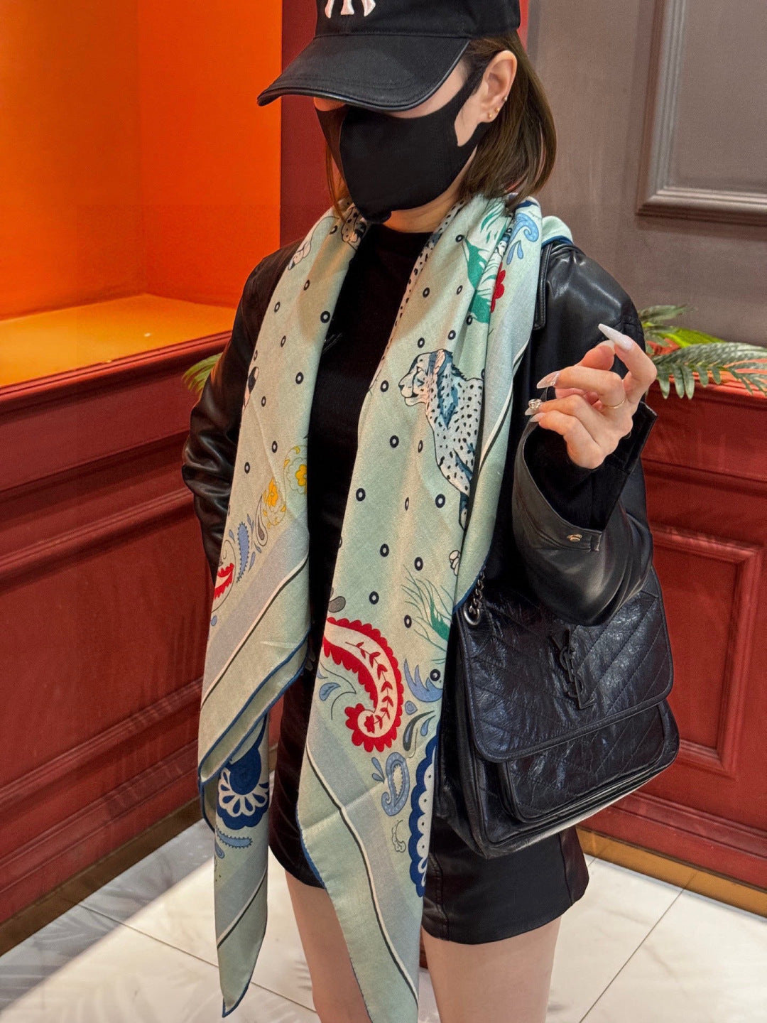 HM 25s Jungle Love Scarf 140cm Light Blue Cashmere 976286