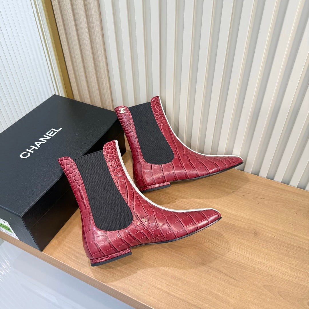 Chanel 2026 Chelsea Boots Calfskin 986912