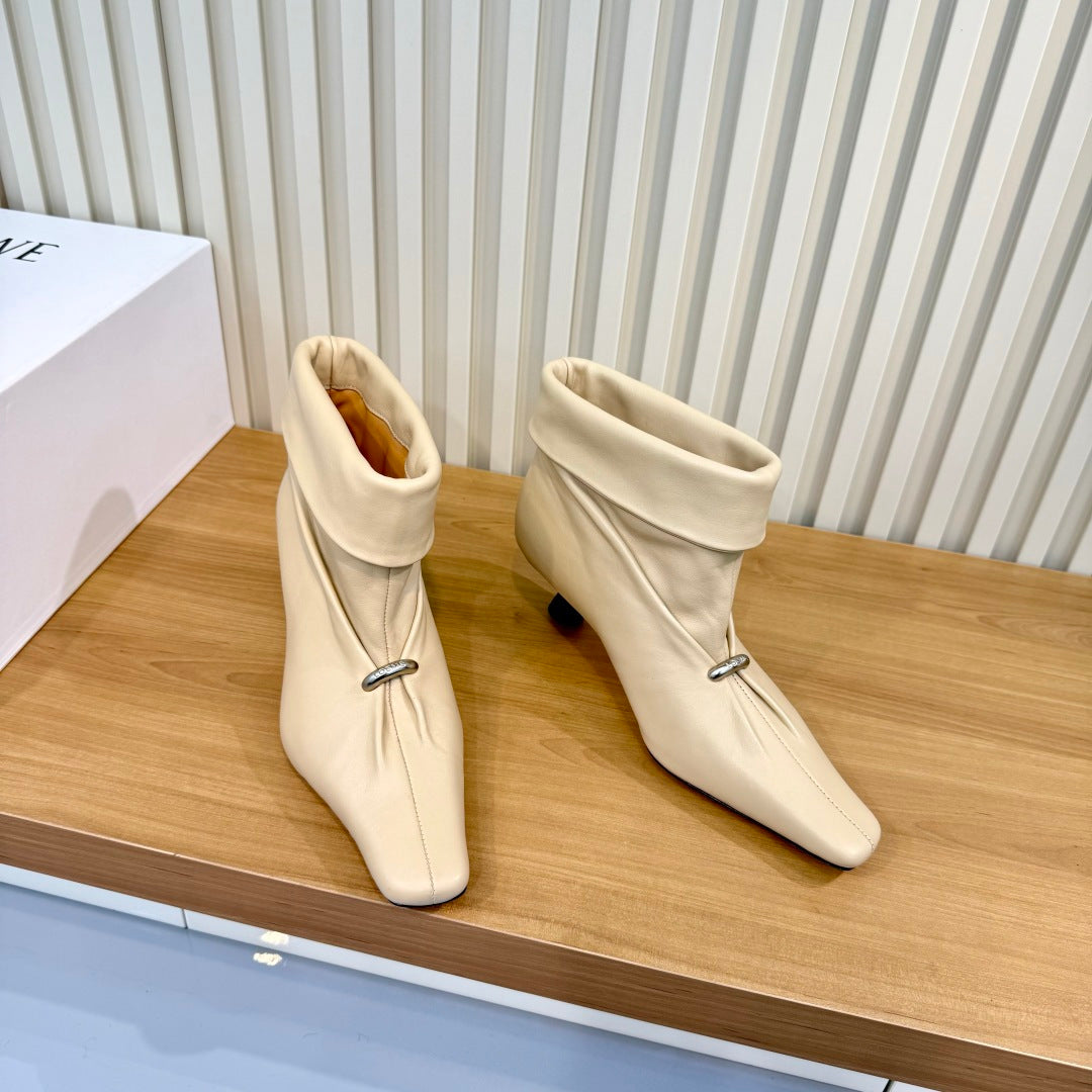 Loewe 2026 Pointed Toe Ankle Boots Leather 147542