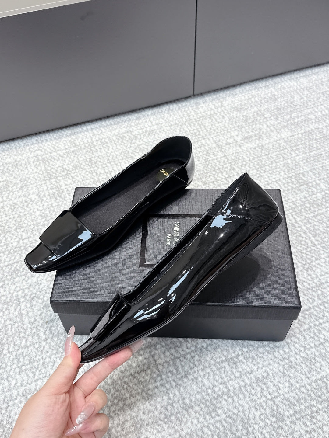 YSL 26ss Square Toe Loafers Black Patent Leather 662734