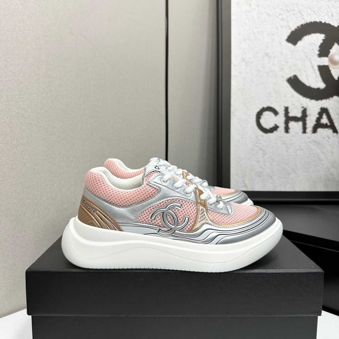 CC 26s Casual Sneakers Light Pink Gray Fabric Cowhide 626379