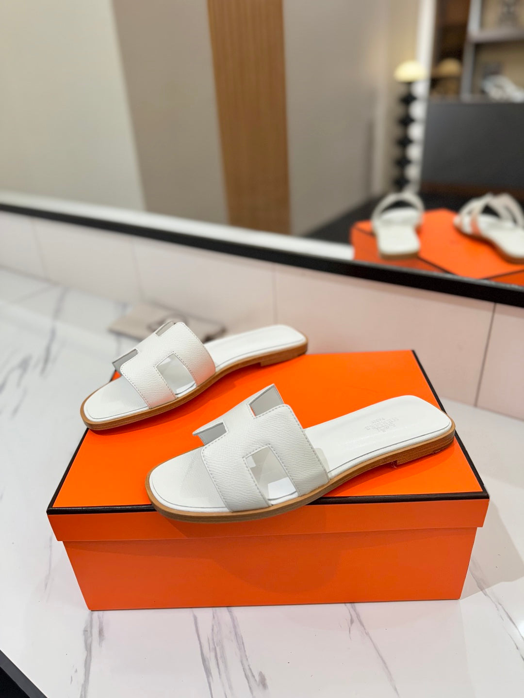 HM Oran Sandal White Goatskin 294863