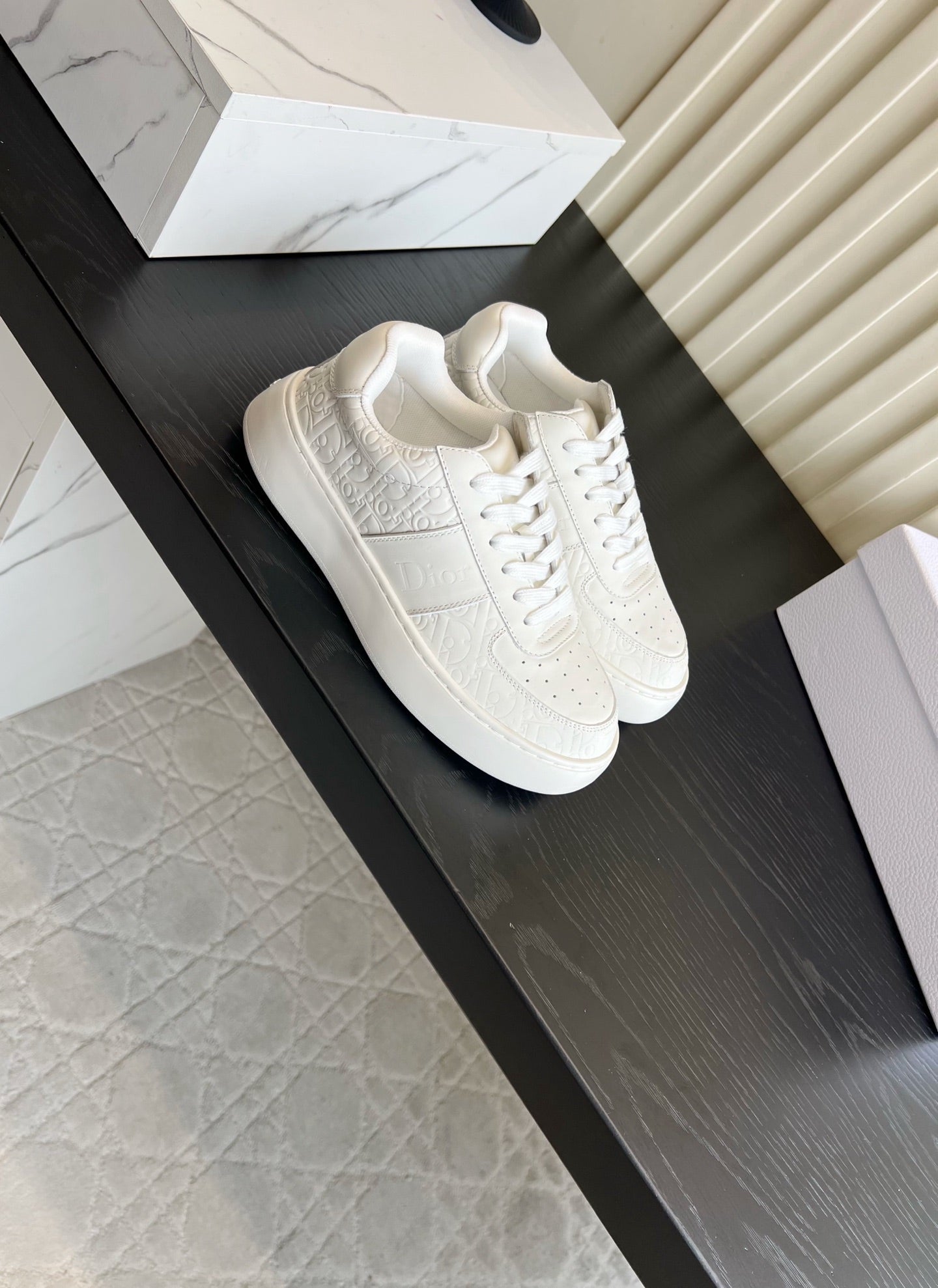 Dior 2026 Star Sneakers Cowhide 977533