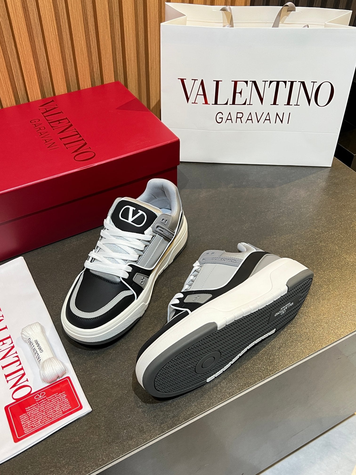 VT 25S Couple Sneakers Black Gray Calfskin 563119