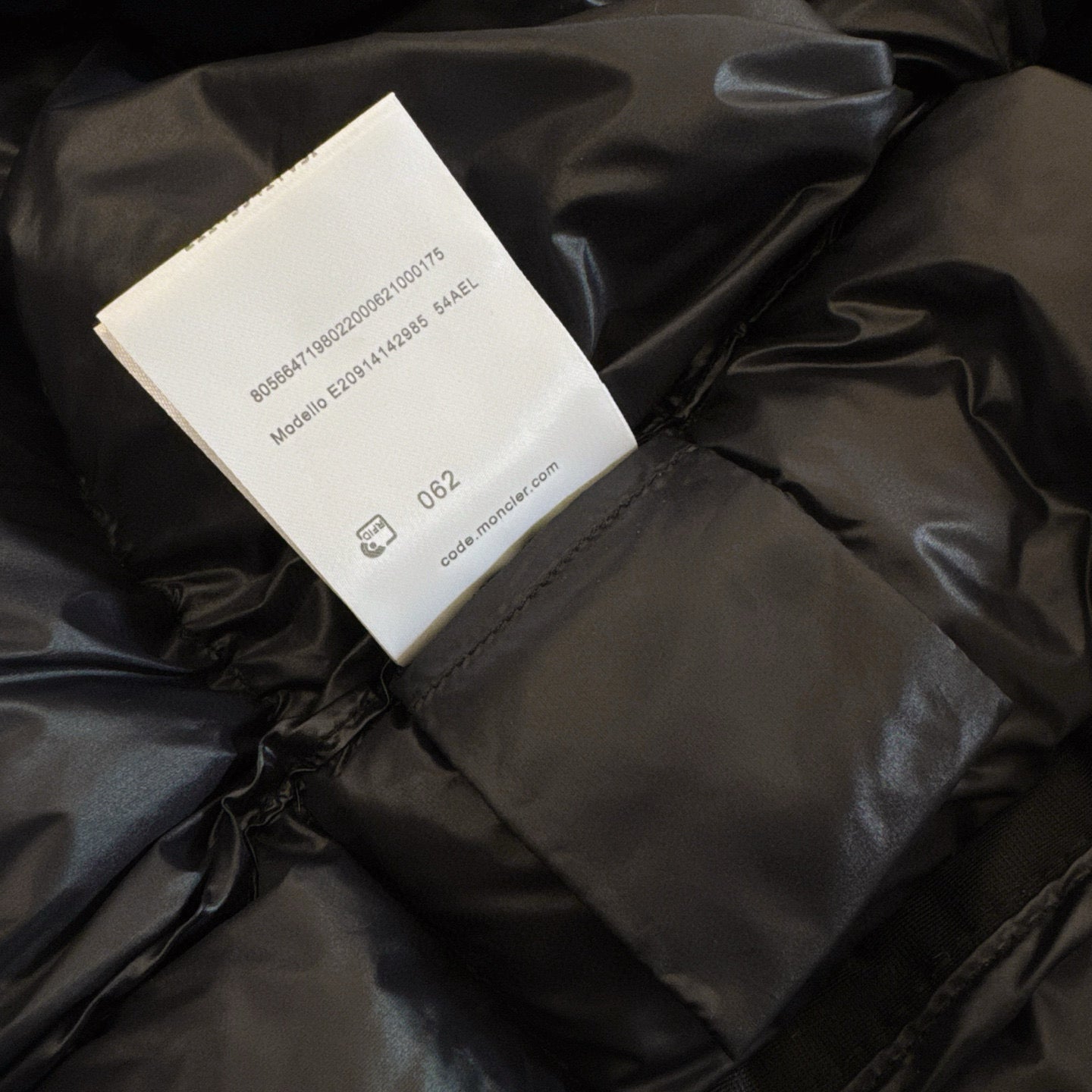 Moncler 2025 Montbeliard Jacket Black Nylon Down