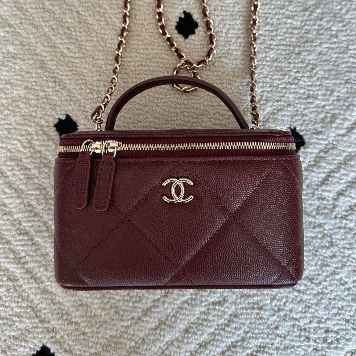 Chanel 2025 Vanity 17cm Bag Burgundy Caviar Leather 320301