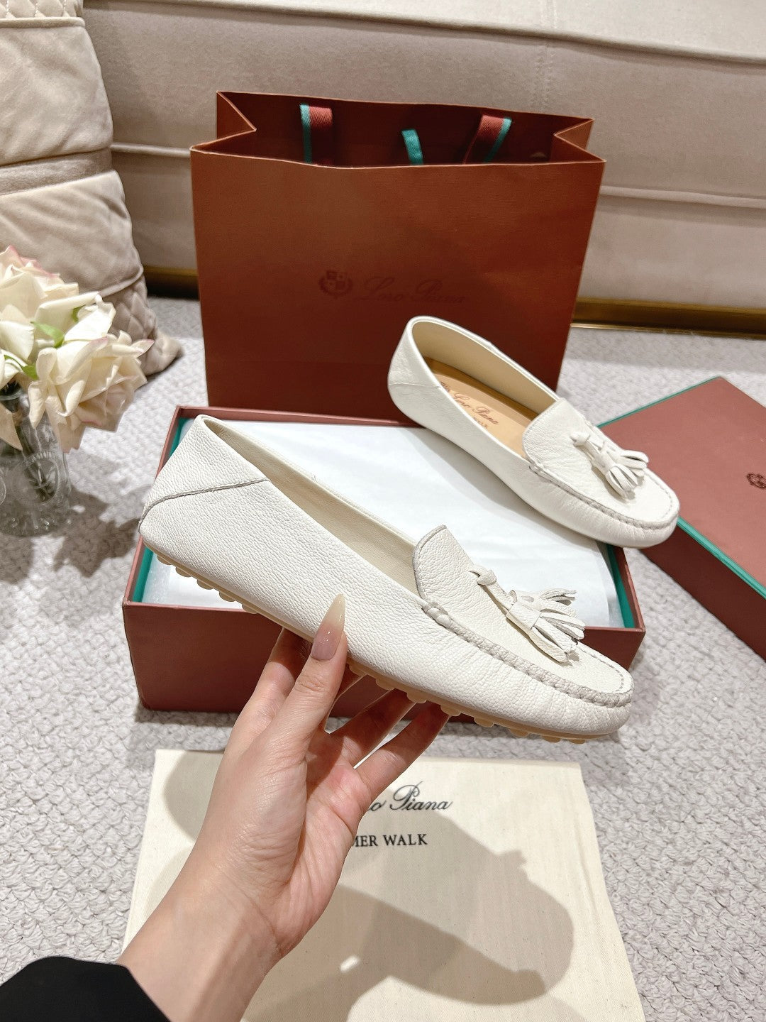 LP Dot sole walk mocassinown White Wrinkled Cowhide 215008