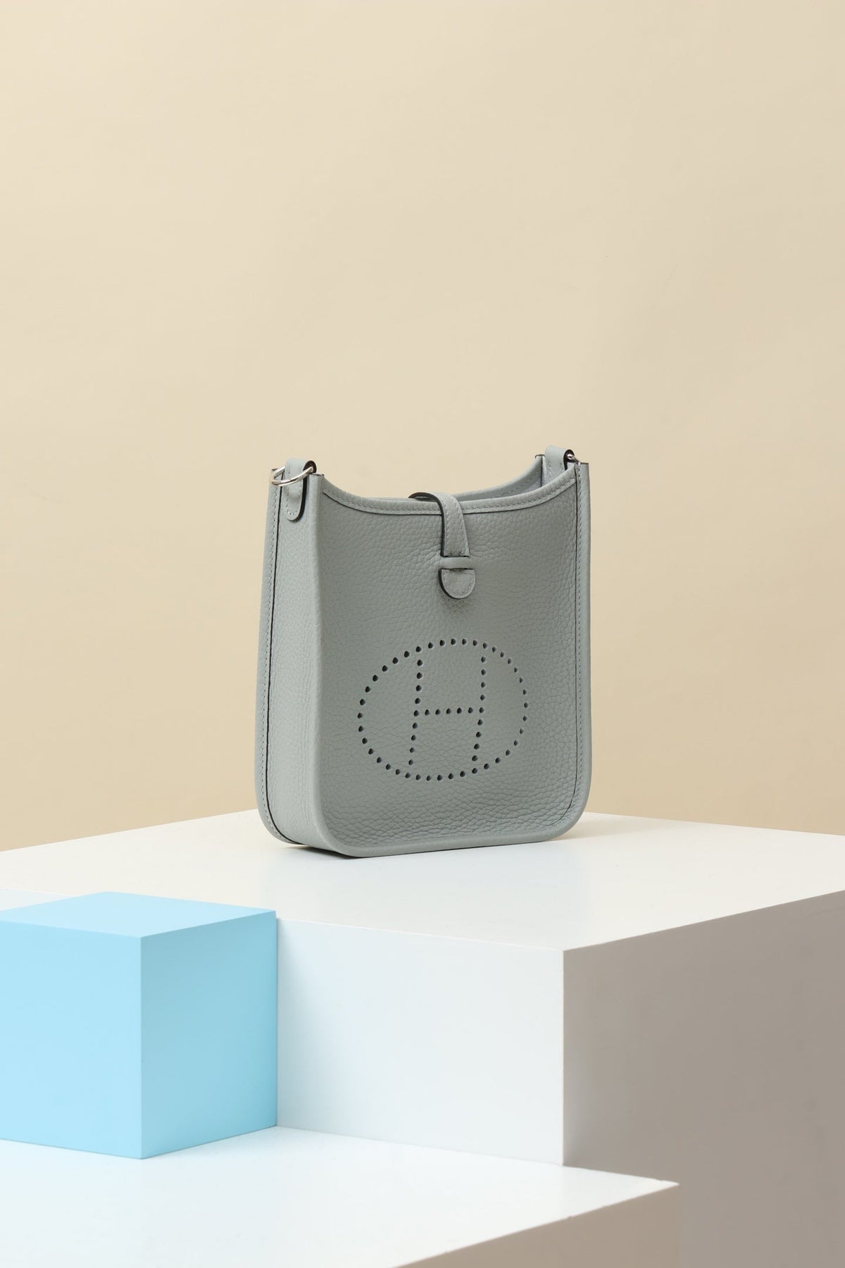 High-end Hermes 2026 Evelyne Sellier Bag 19.5cm Clemence Leather