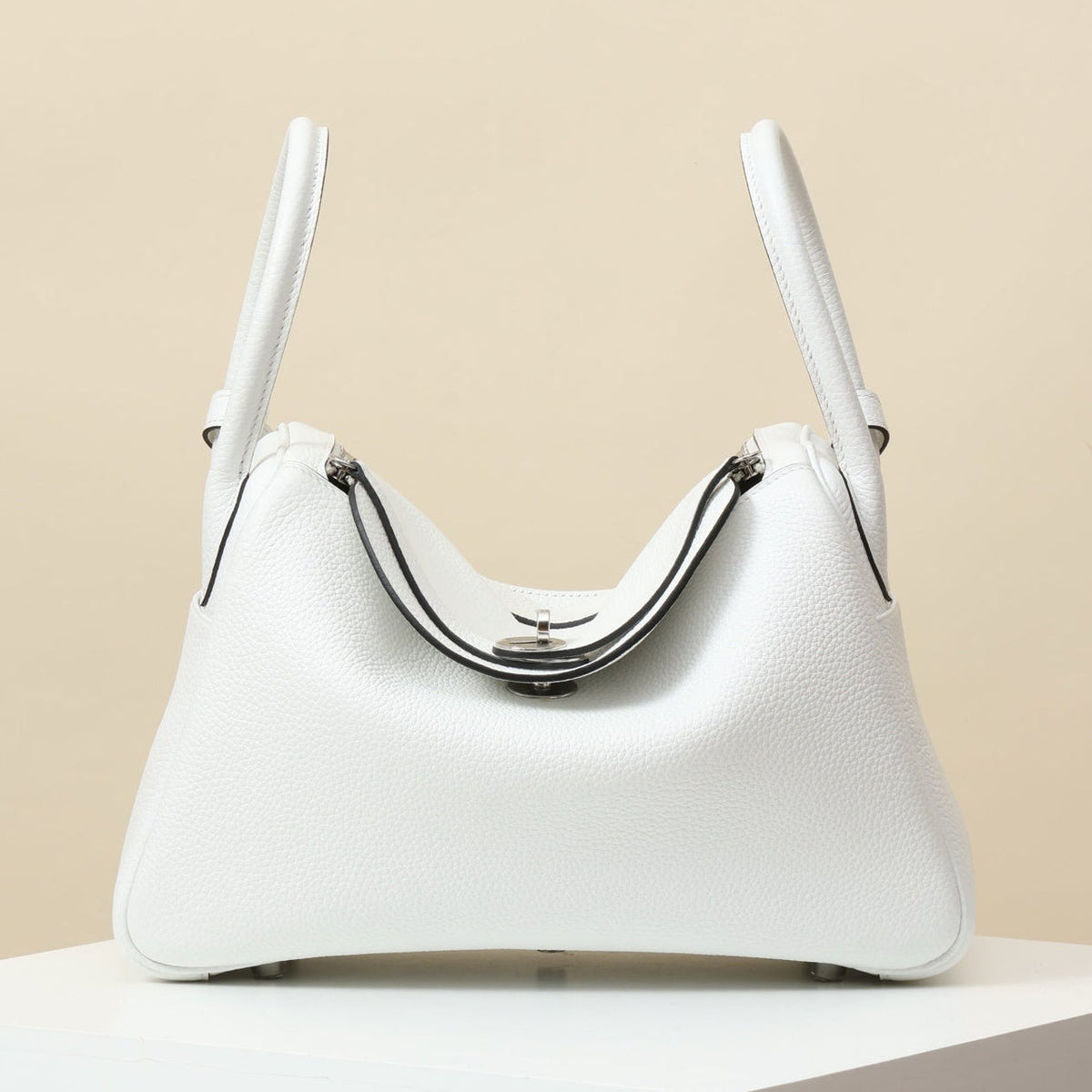 High-end Hermes 2026 Mini Lindy 30cm Clemence Calfskin