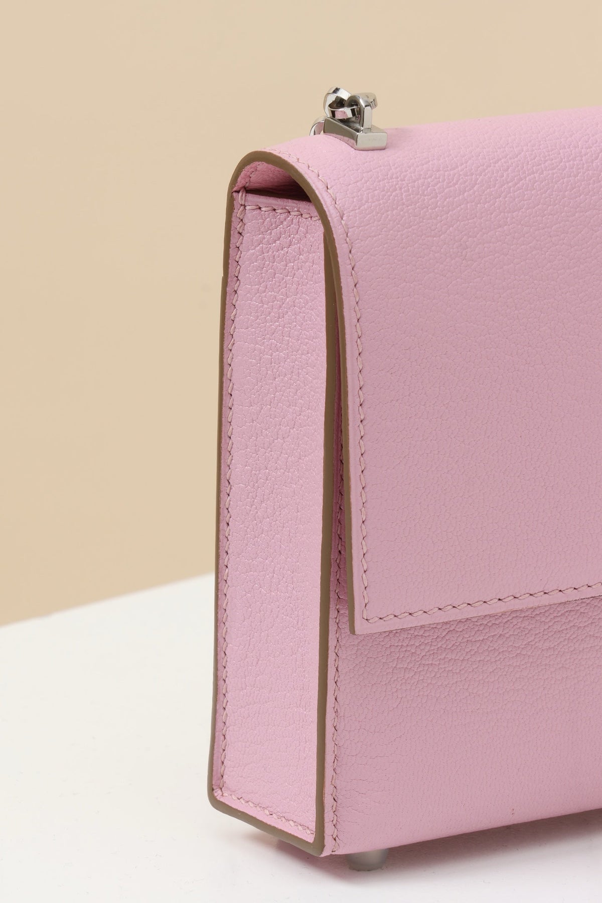 High-end Hermes 2026 Verrou Chaine Bag 17cm Pink Goatskin