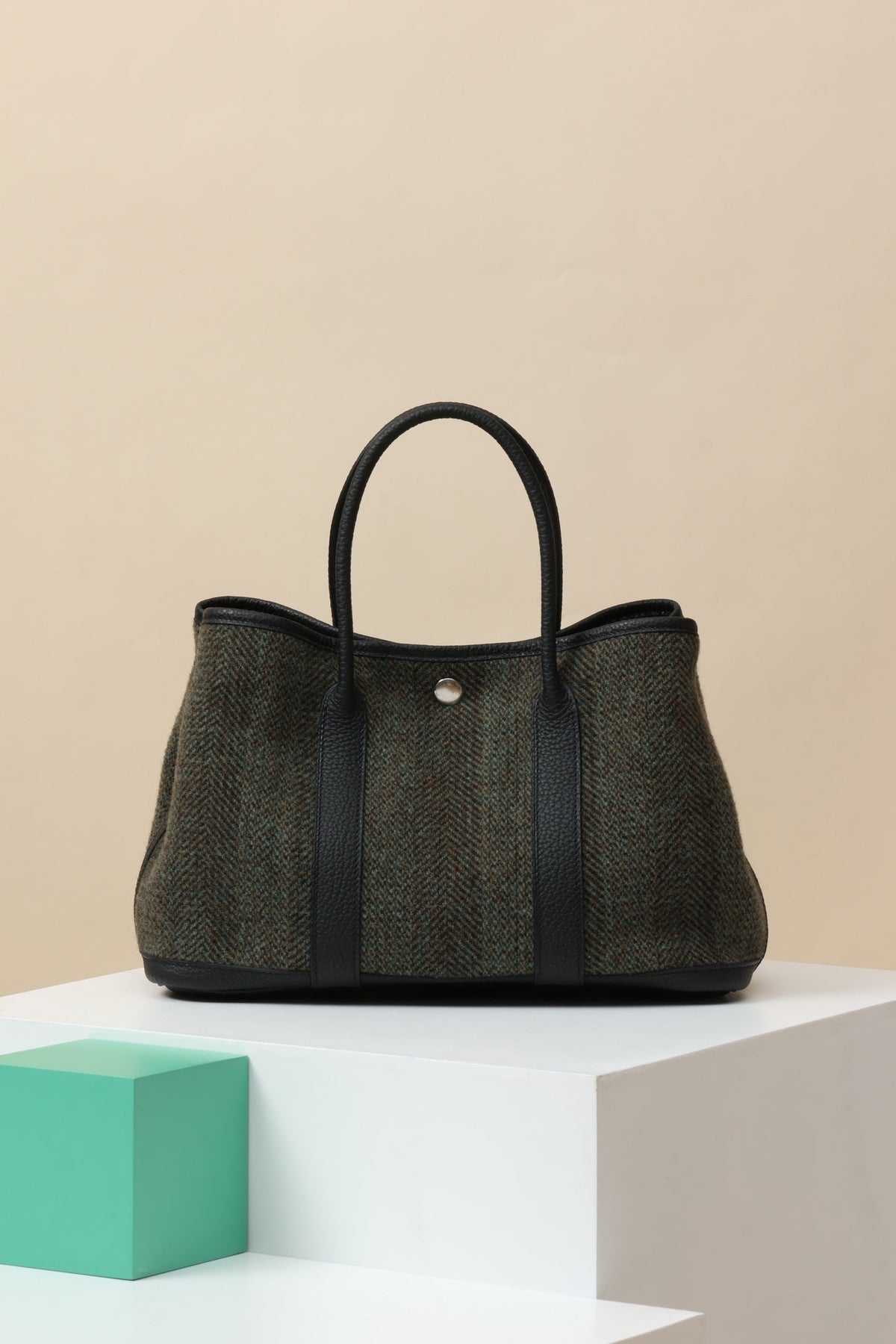 High-end Hermes 2026 Garden Party 30 Bag Almond Green Wool Leather