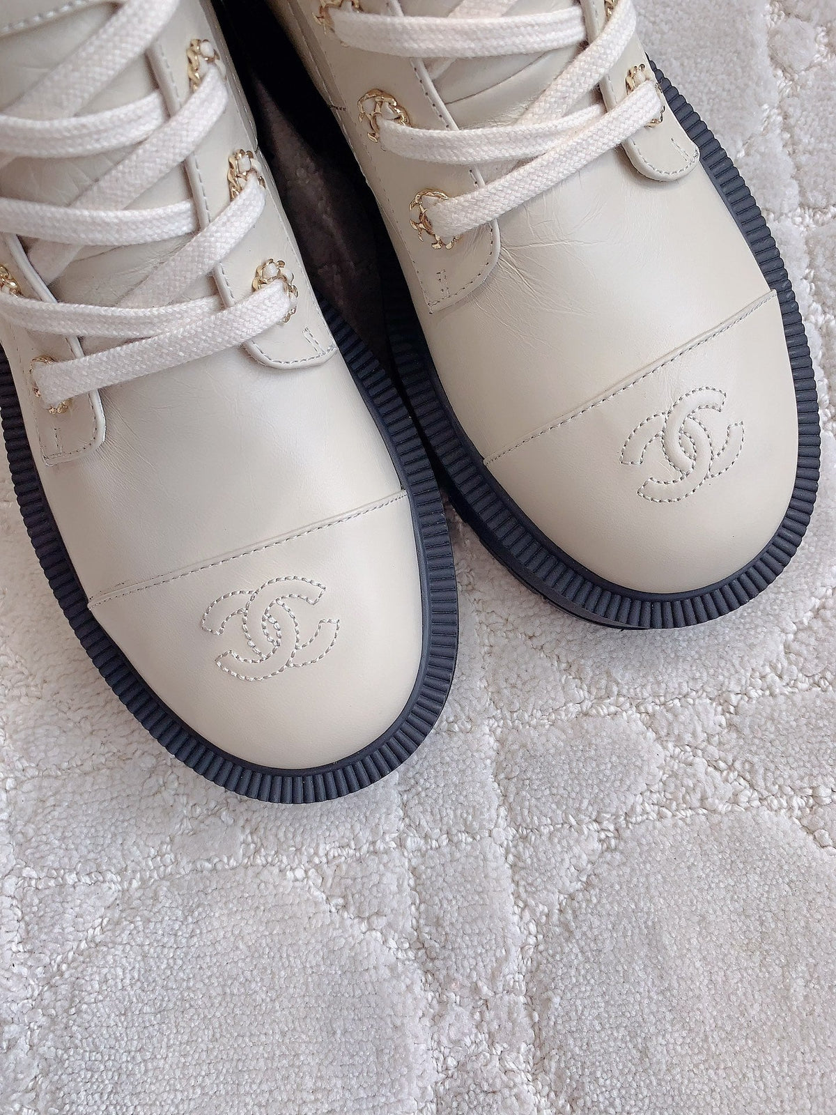 CC Ankle Boots In White Beige Wrinkled Calfskin 145489