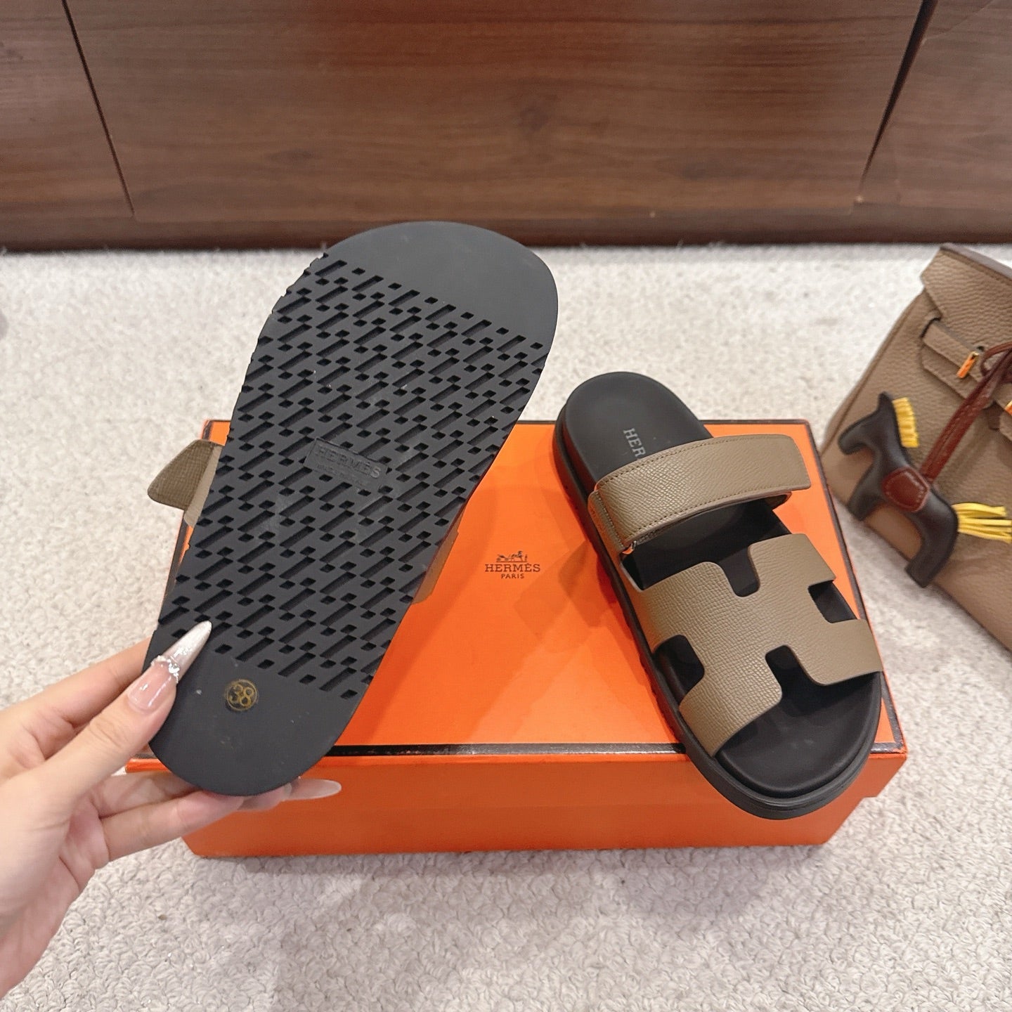 HM Chypre Sandal Grained Calfskin 862962