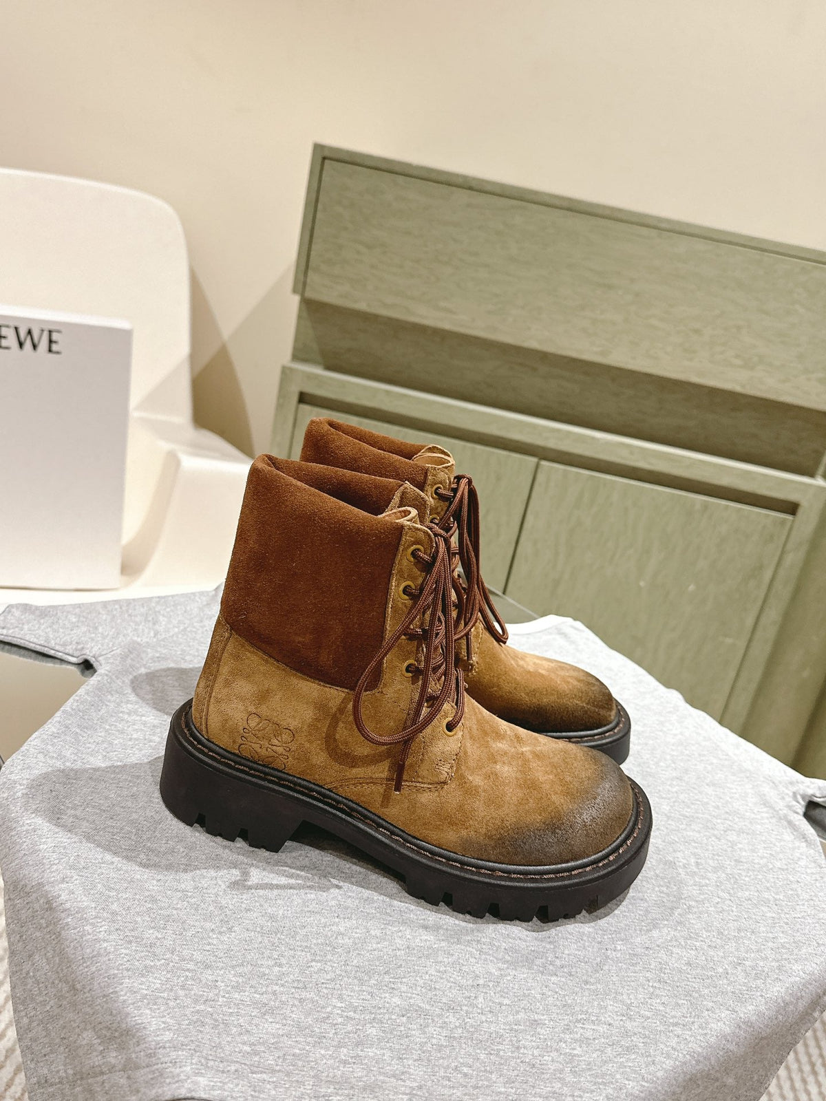 Loewe 2026 Sierra Ankle Boots Brown Tobacco Suede 654242