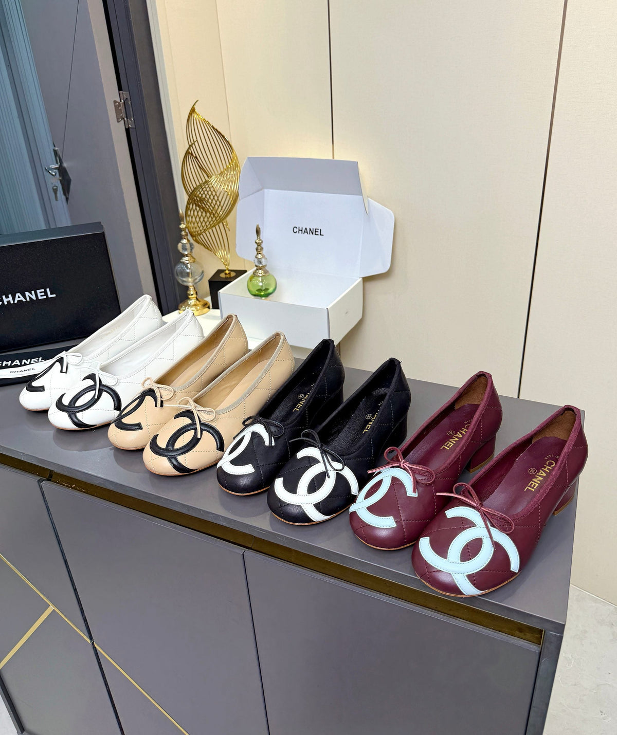 Chanel 2026 Cambon Pumps 45mm Leather 124850