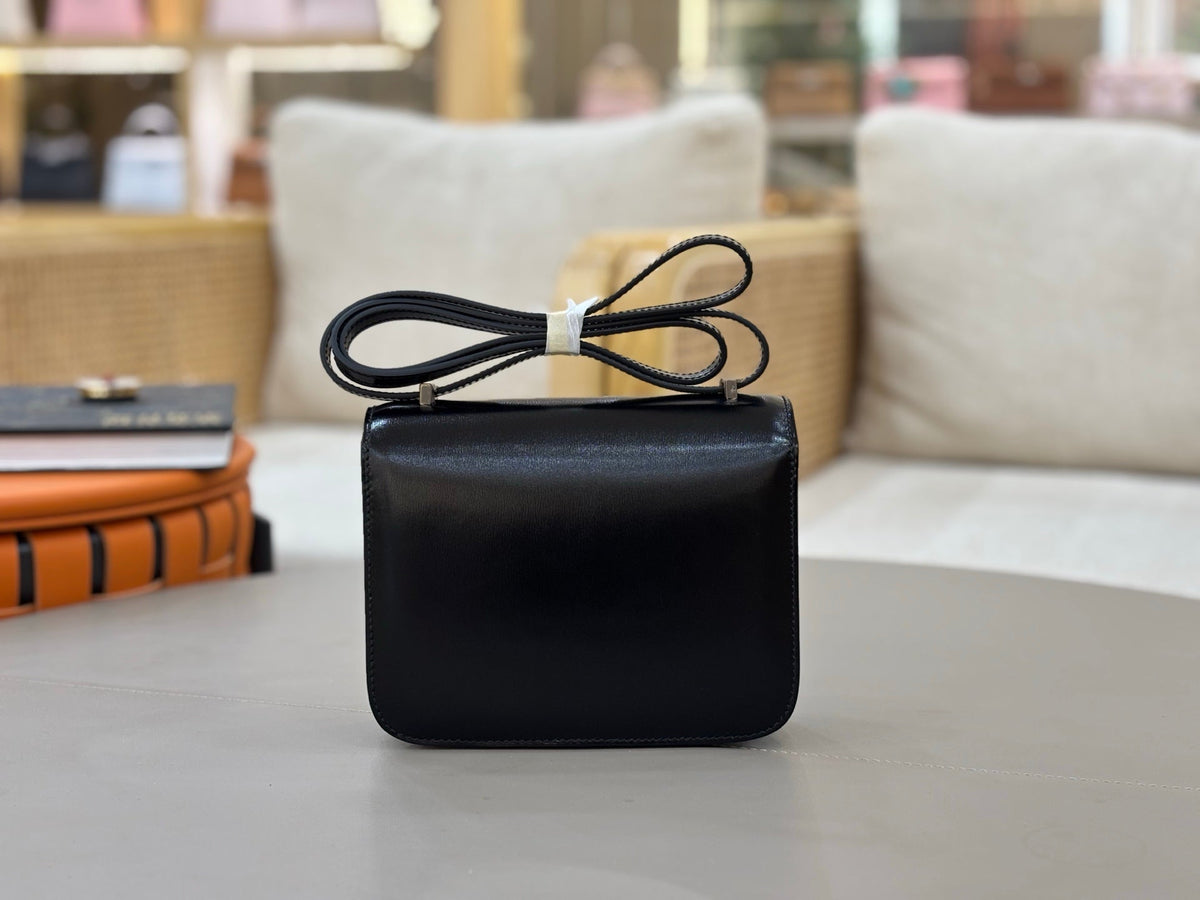 High-end Hermes 2026 Constance 18 Clouté Bag Black Box Leather