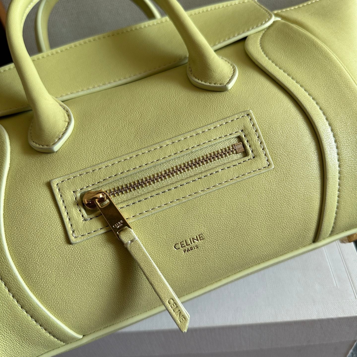 Celine 2026 Luggage Citrus Shiny Lambskin 276256