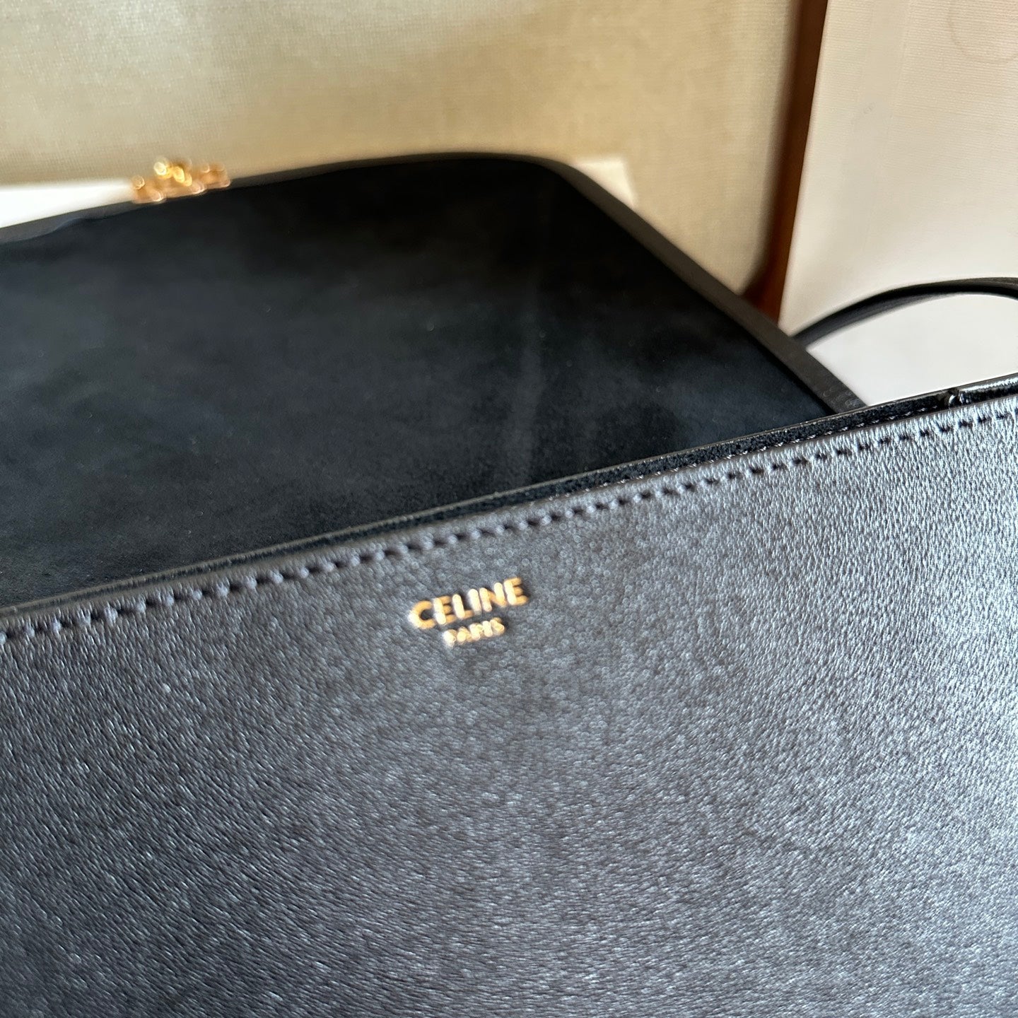 Celine 2026 Besace Triomphe Bag 32cm Black Shiny Lambskin 276301