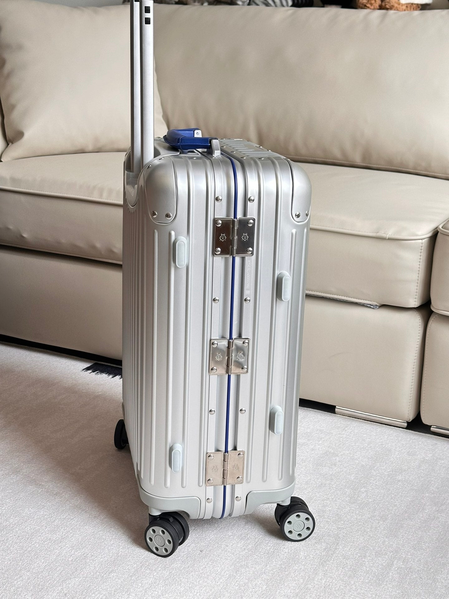 Rimowa 2025 Cabin Twist Suitcase 21inch Silver Blue Aluminum 273827