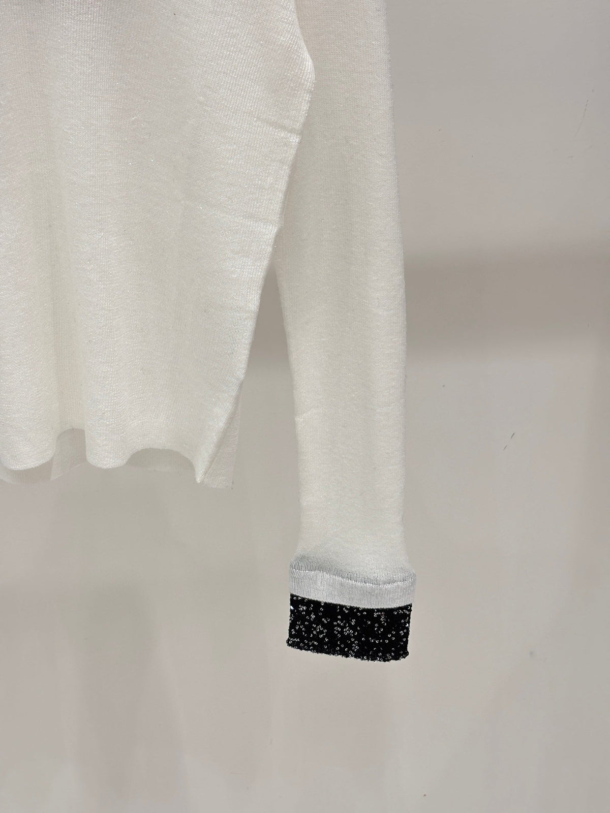 Miumiu 2026 Long-Sleeved V-neck Sweater Cashmere 431817