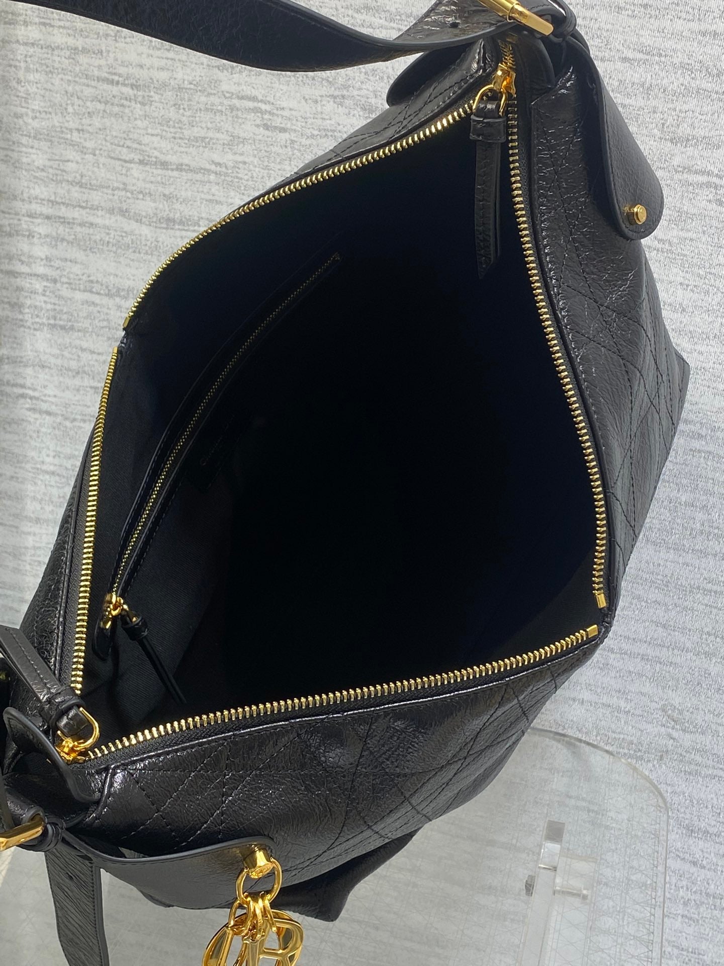 Dior 2025 Voyage Bag 34cm Black Grained Calfskin 267755