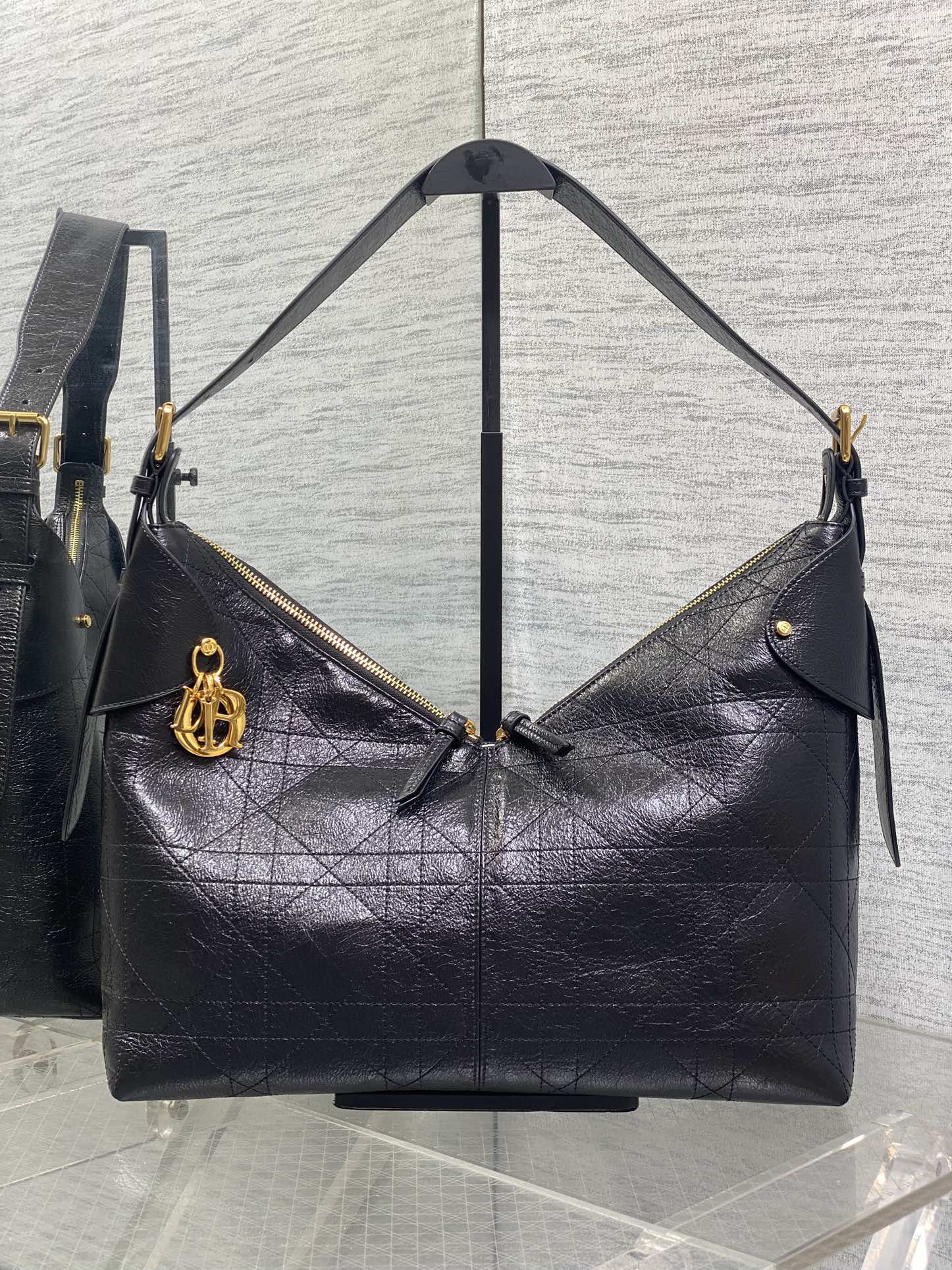 Dior 2025 Voyage Bag 34cm Black Grained Calfskin 267755