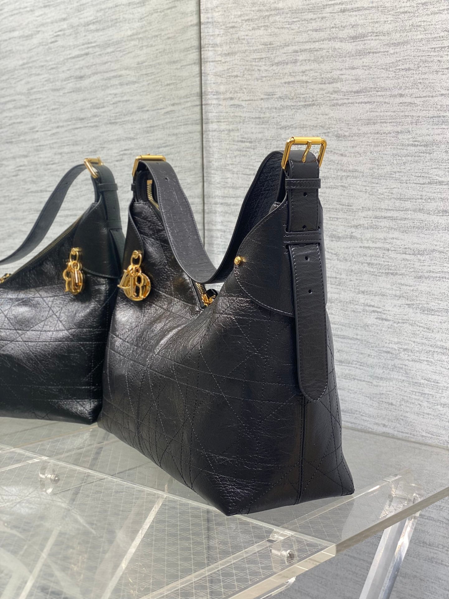 Dior 2025 Voyage Bag 34cm Black Grained Calfskin 267755