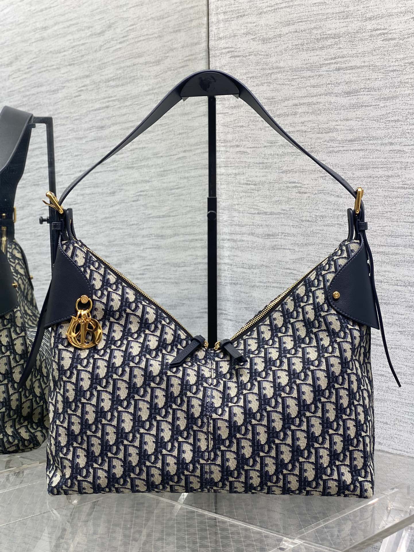 Dior 2025 Voyage Bag 34cm Navy Blue mix Beige Canvas Leather 270576