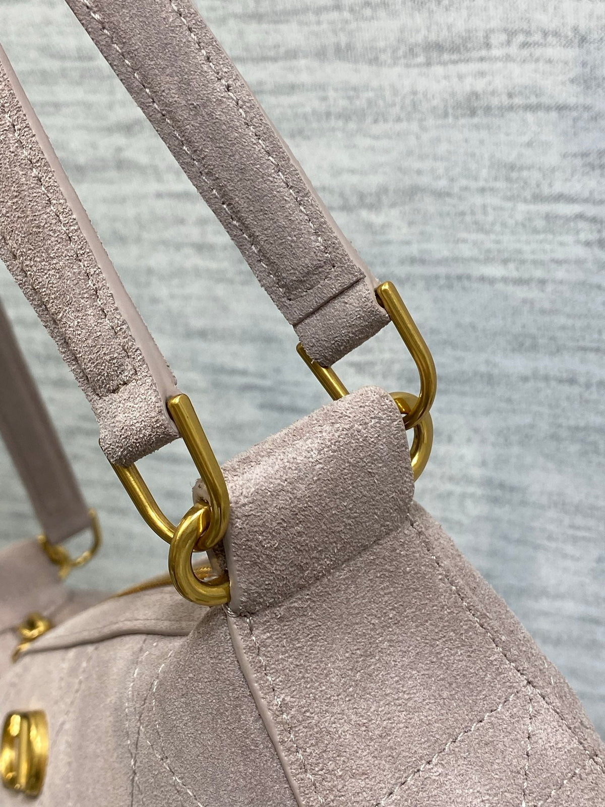 Dior 2026 Quilted Leather Zippered Shoulder Bag 26cm Suede Leather 403691