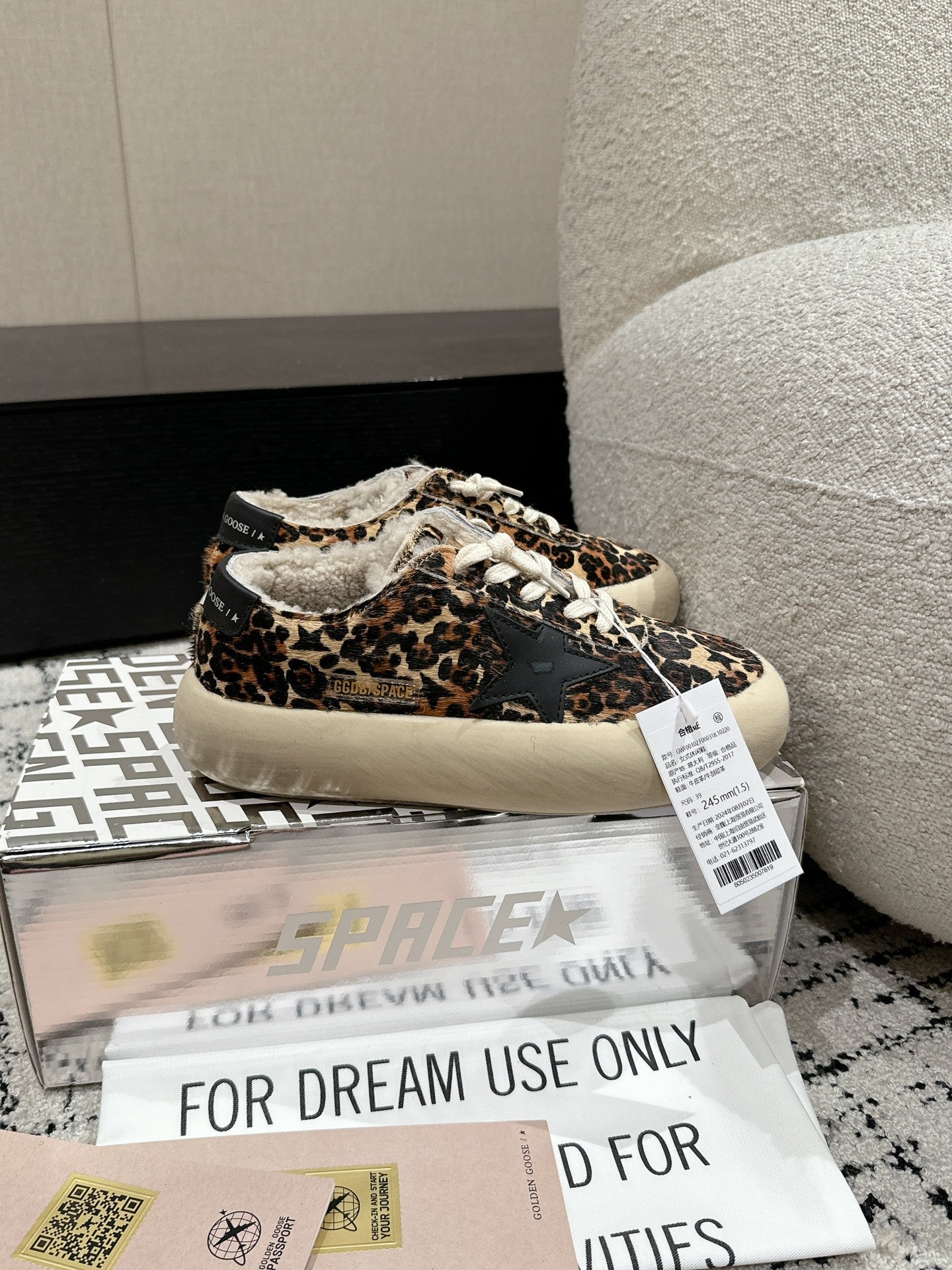Golden Goose 2025 Space-Star Sabot Sneaker Leopard Beige Wool 141173