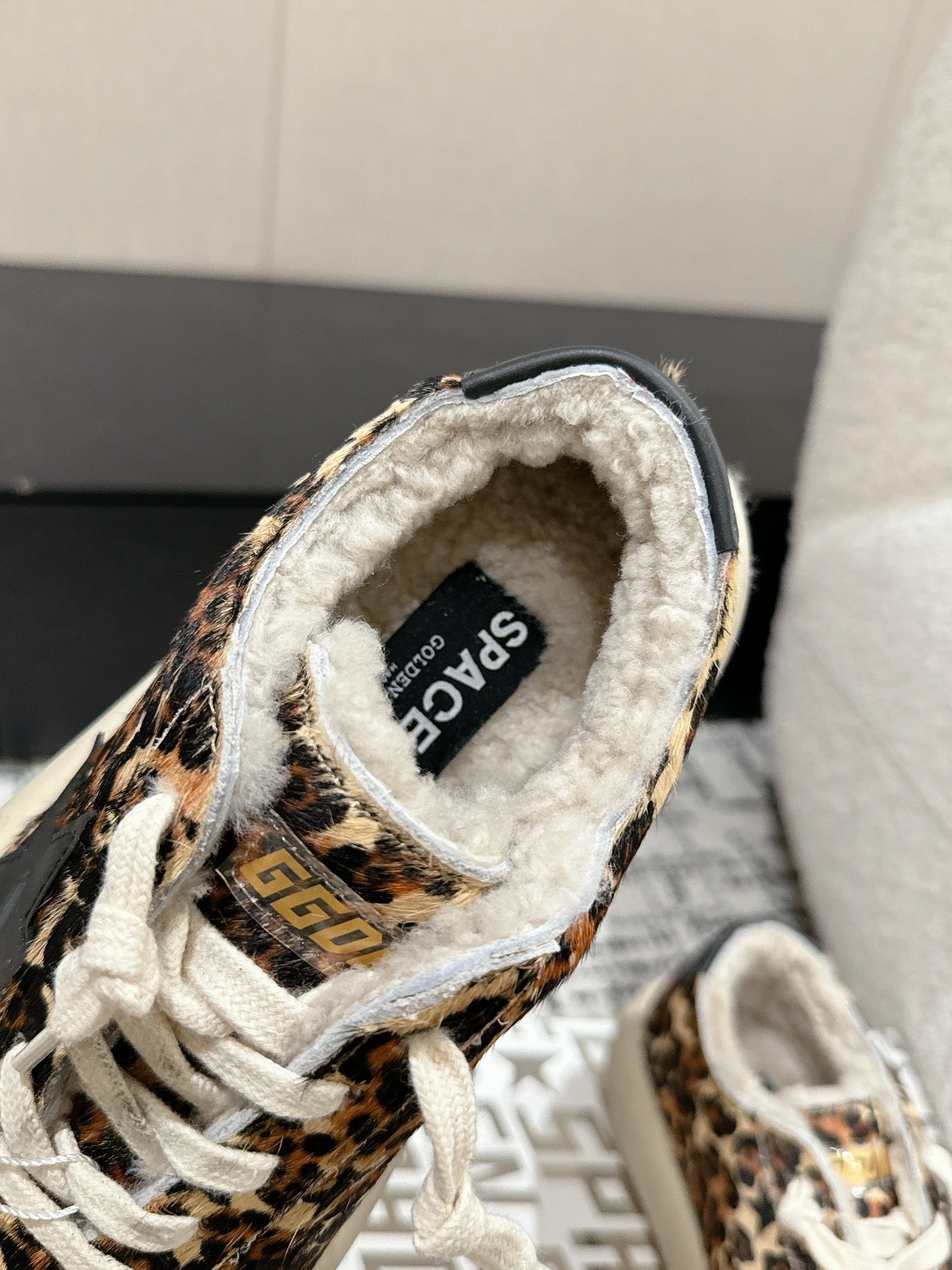 Golden Goose 2025 Space-Star Sabot Sneaker Leopard Beige Wool 141173