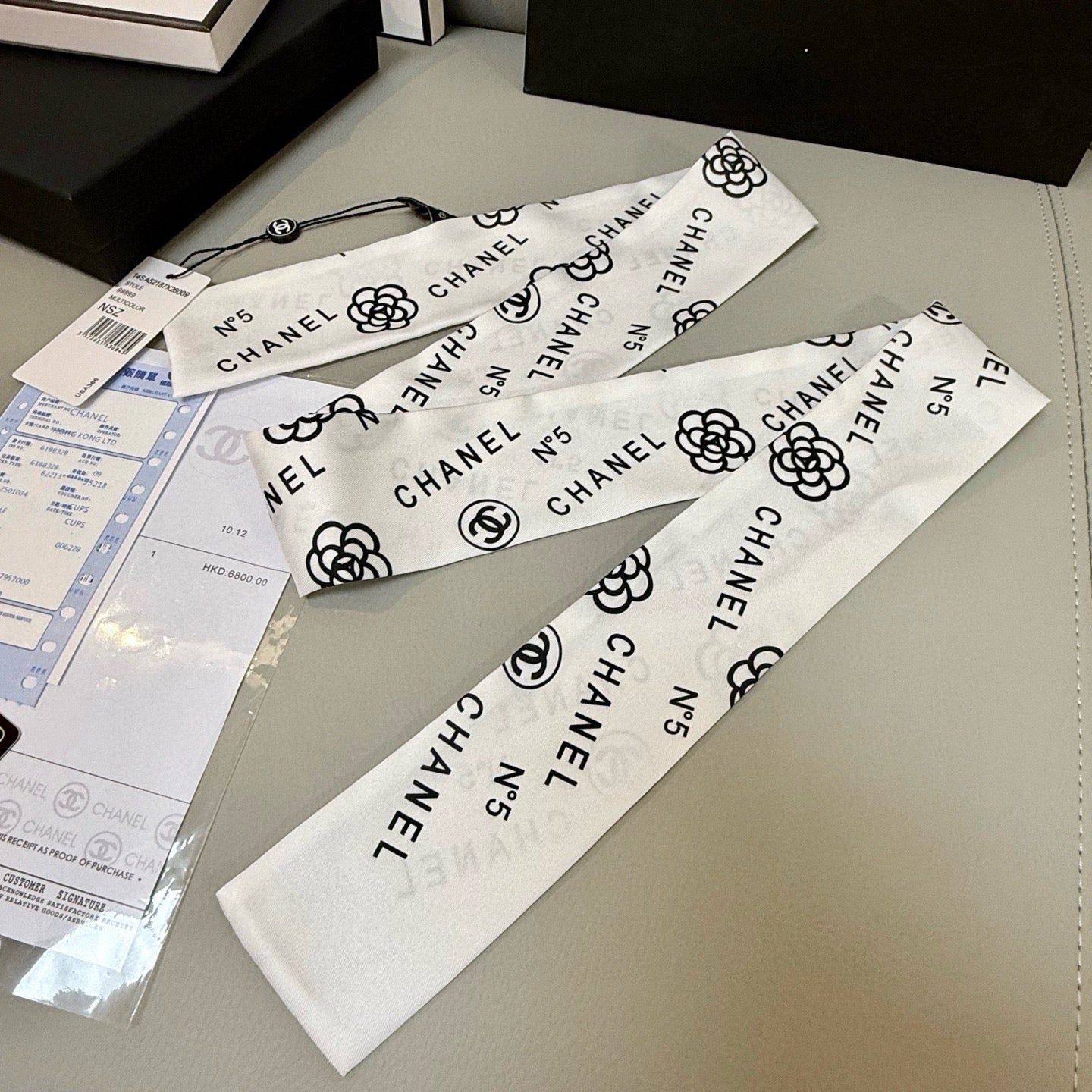 CC  Twilly Mini Star 120cm White Mulberry Silk 943394