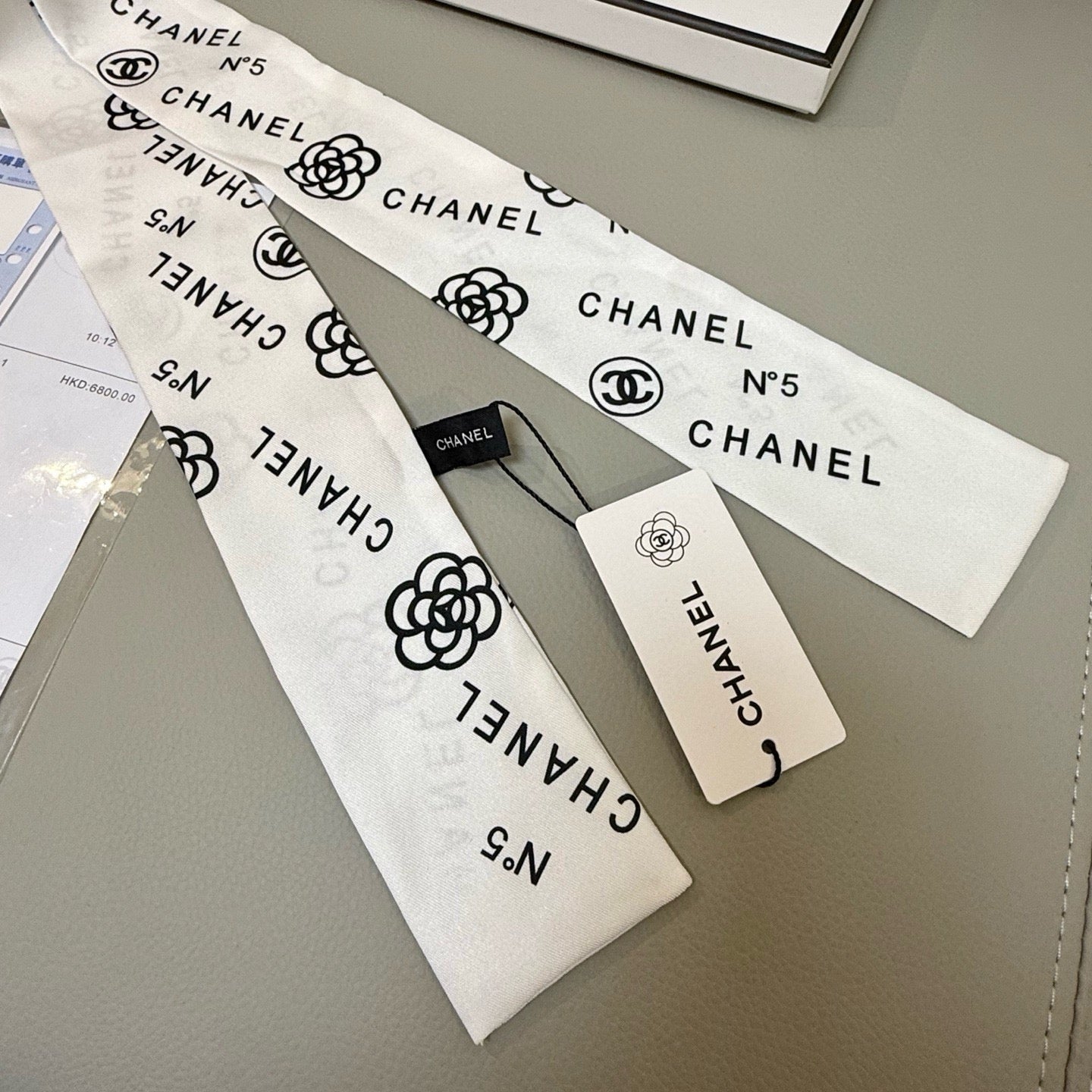 CC  Twilly Mini Star 120cm White Mulberry Silk 943394