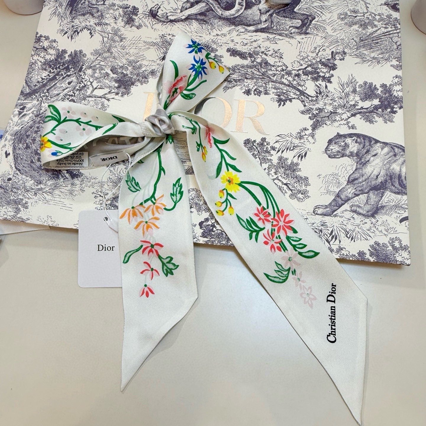 CD Twilly Mini Scarf 100cm White Colorful Mulberry Silk 958860