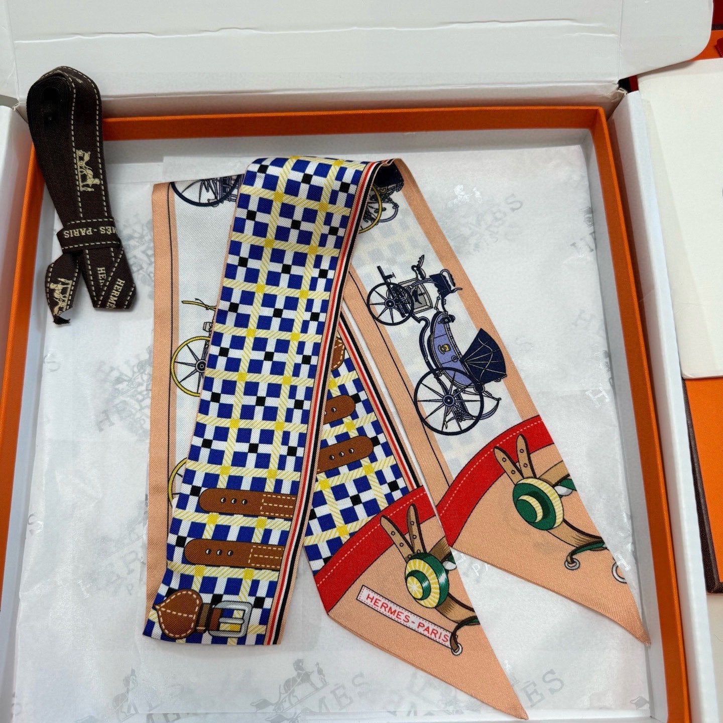 HM Twilly Mini Scarf 86CM Beige Blue Mulberry Silk 968838