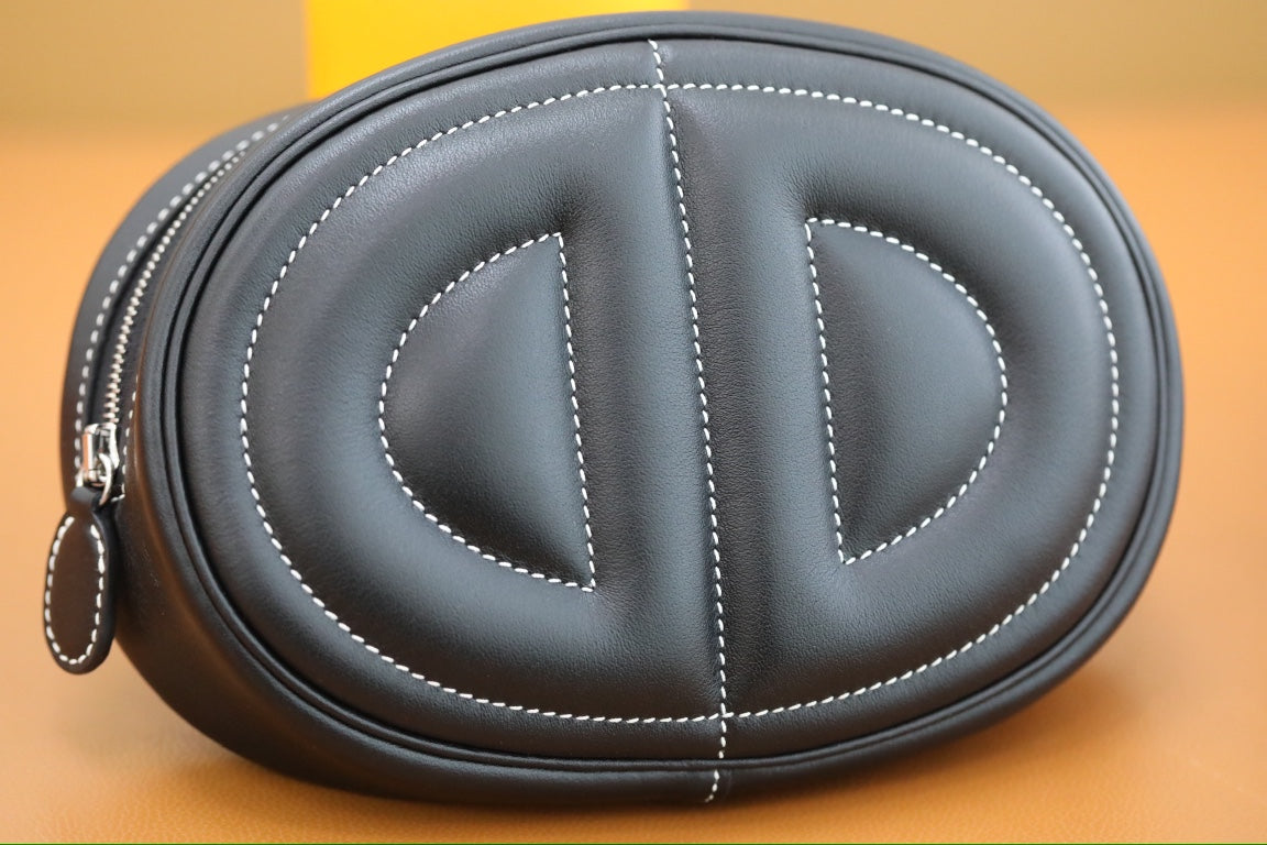 High-end Hermes 2026 In-the-Loop Belt Bag 19cm Swift Calfskin