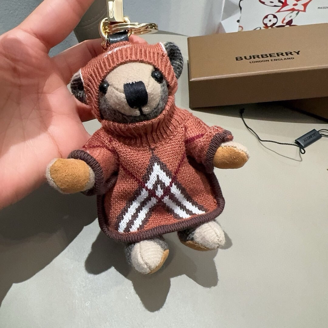 Burberry Thomas Keyring Charm 539061