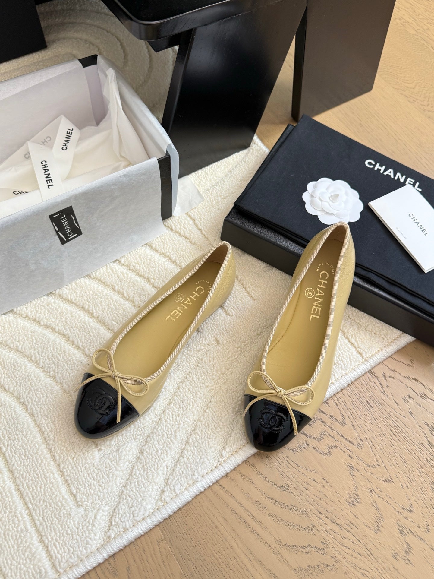 CC 25C Ballet Flat Two-tone Patent Calfskin