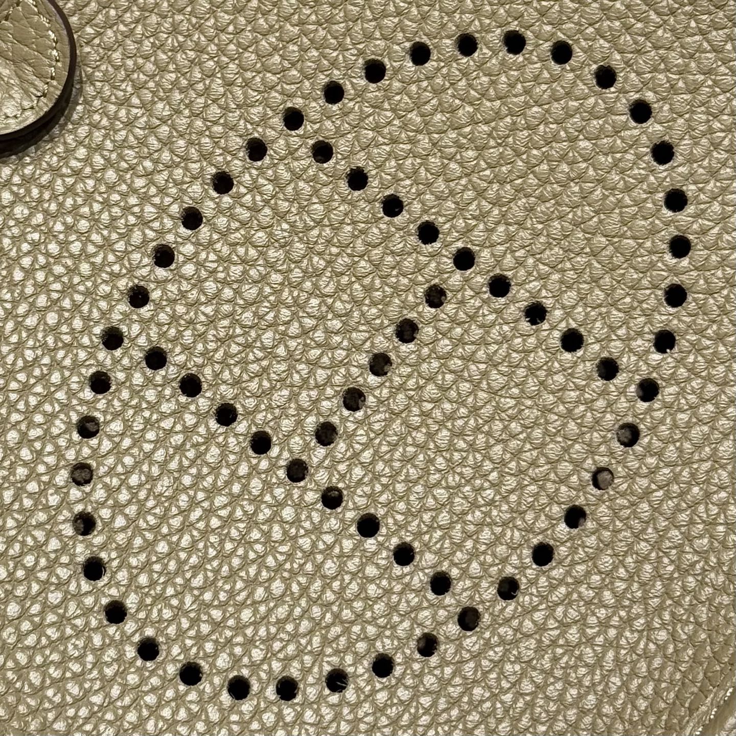 Hermes Evelyn 18 Bag Alphami Epsom Leather 255532