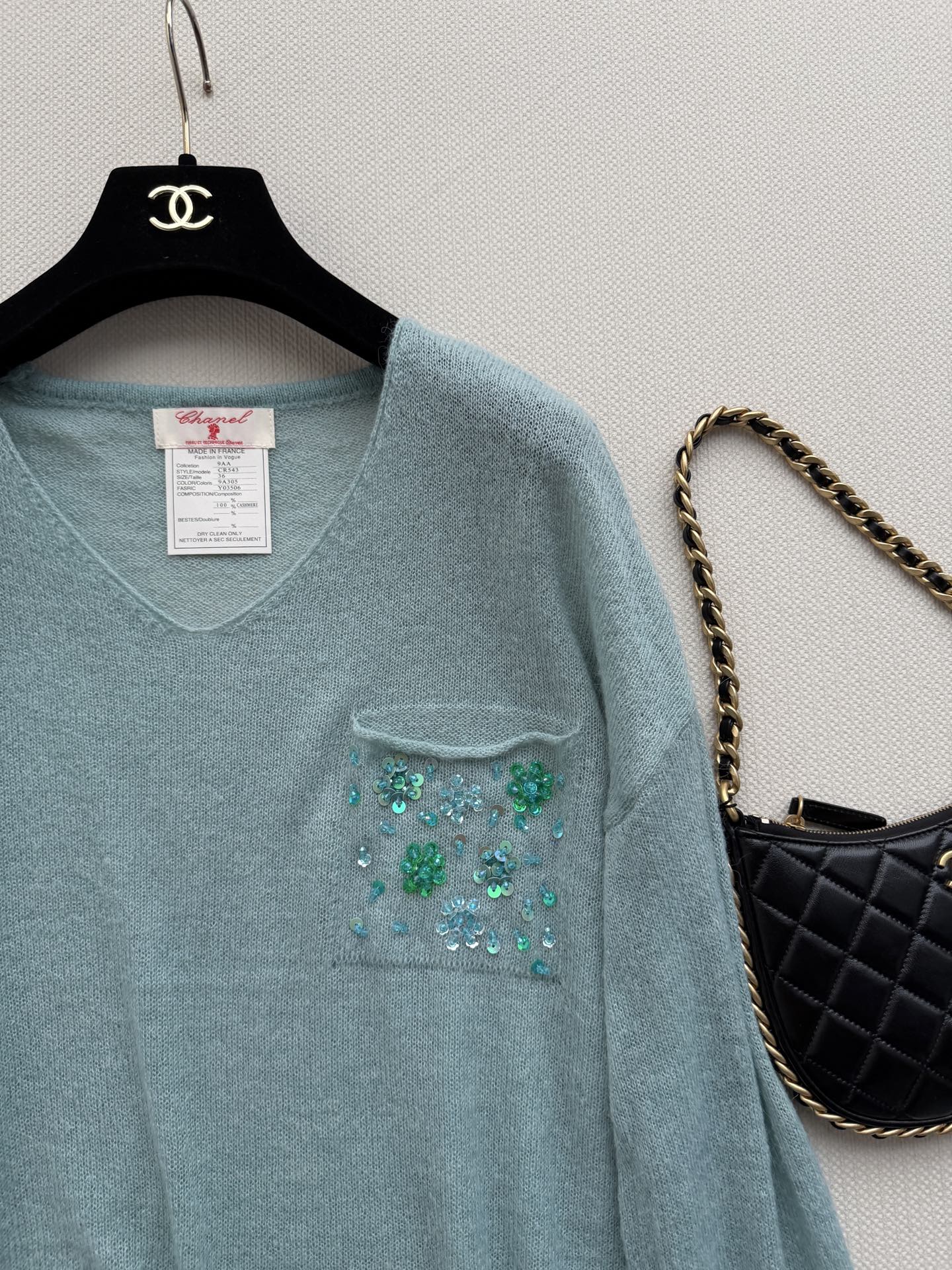 Chanel 2026 Sequin Embellishment V-neck Knit Top Turquoise Wool 417716