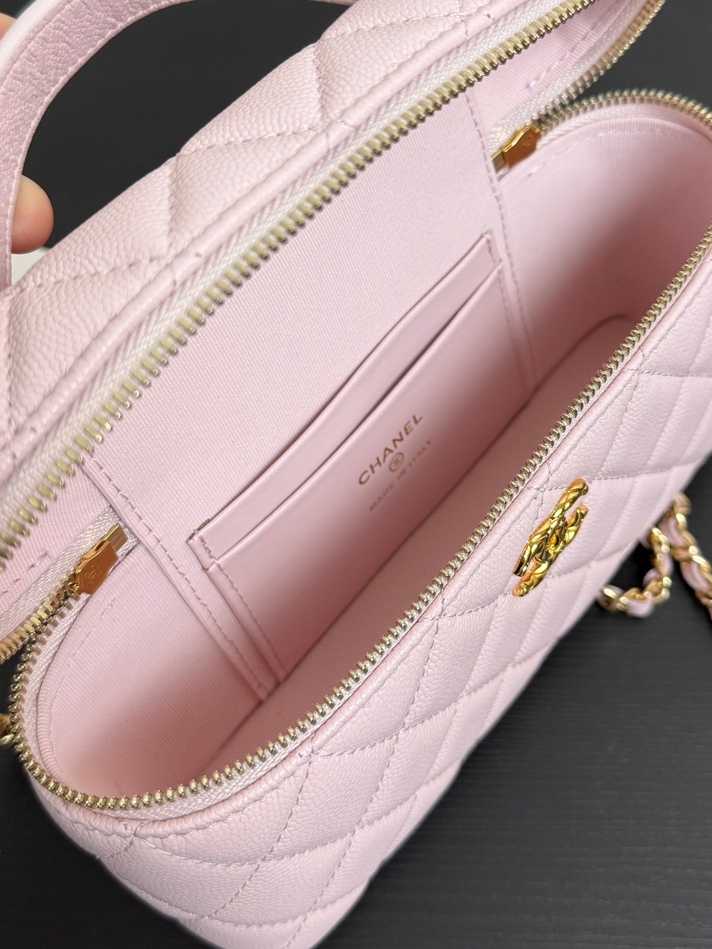 Chanel 2026 Vanity Bag 19cm Pink Quilted Lambskin With Gold Hardware