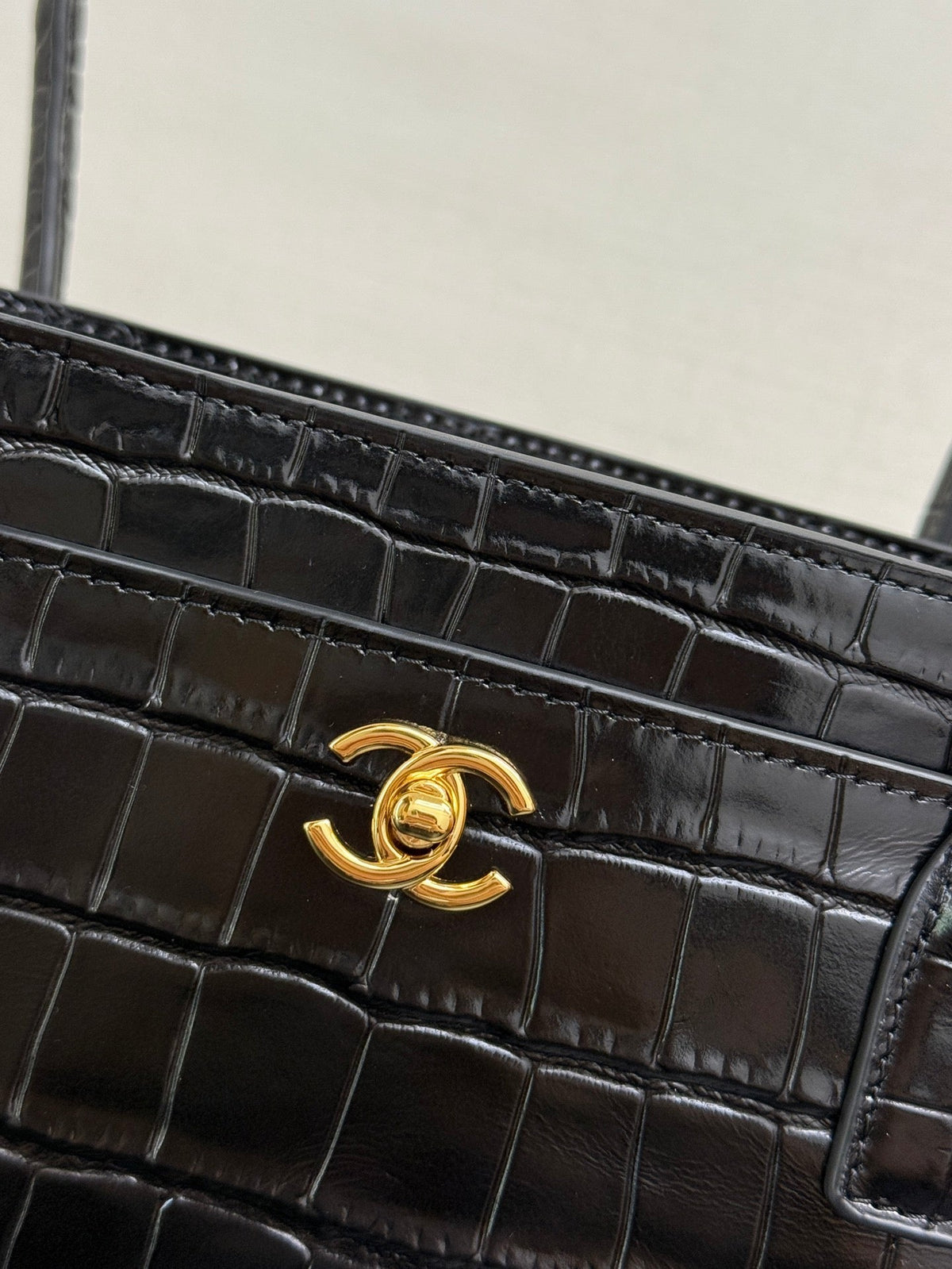 Chanel 2026 Cerf Executive Shopper Tote Bag 28cm Calfskin