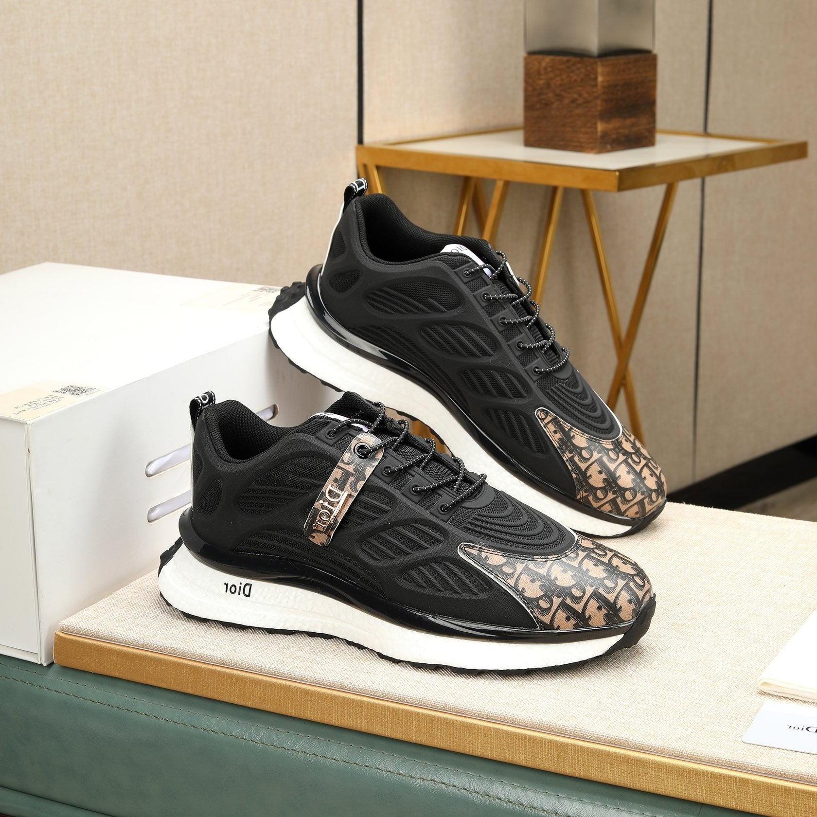 CD RUNNER SNEAKER BLACK AND DUSTY ROSE CALFSKIN
