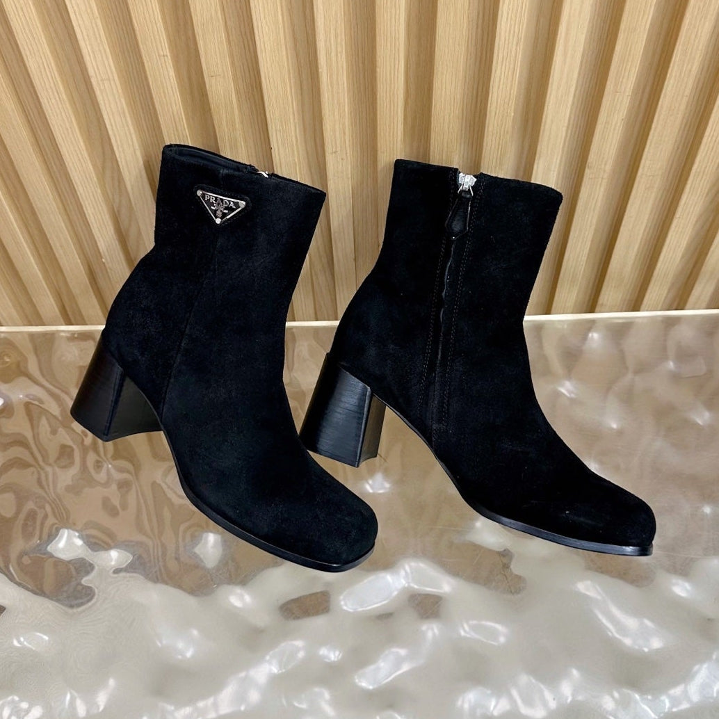Prada 25 Boot Black Suede 498223